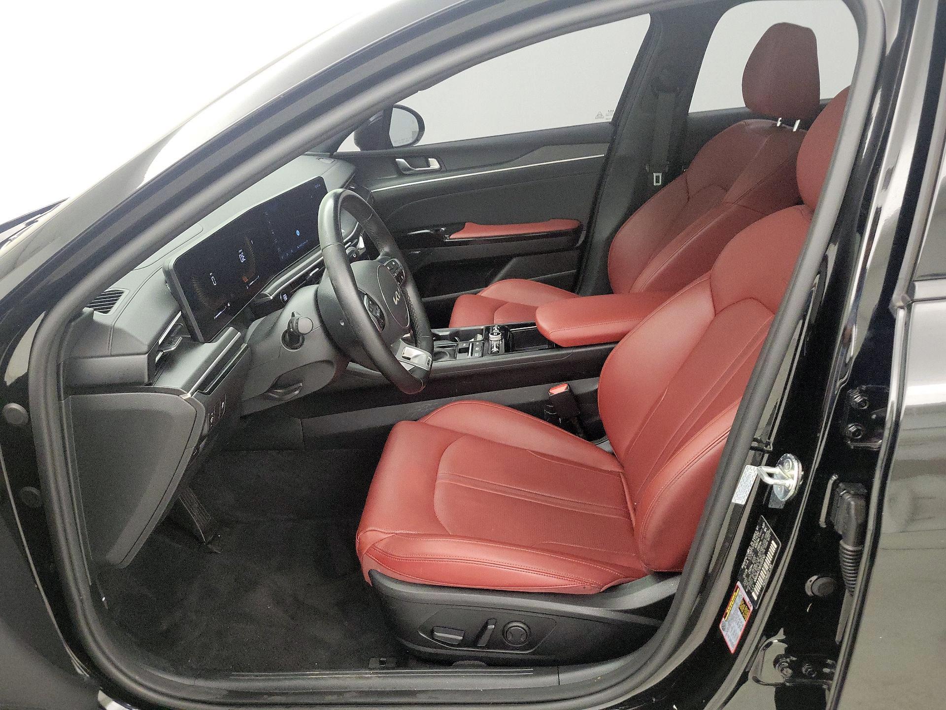 Thumbnail: 2025 Kia K5 - 11