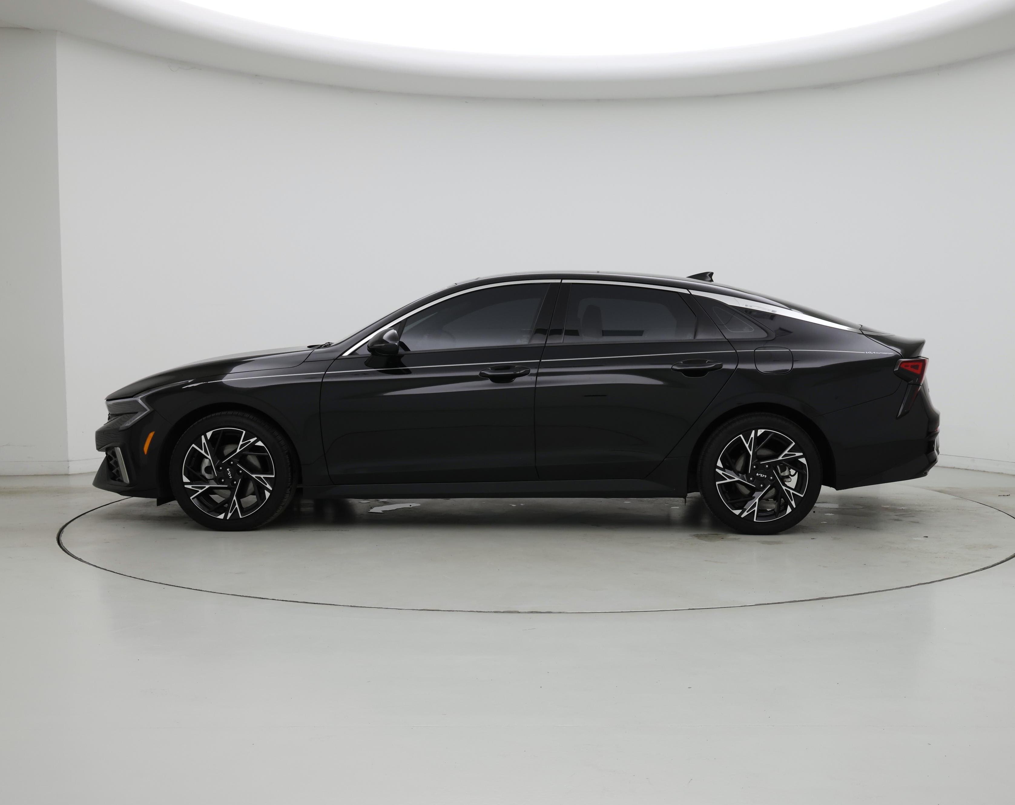 Thumbnail: 2025 Kia K5 - 3