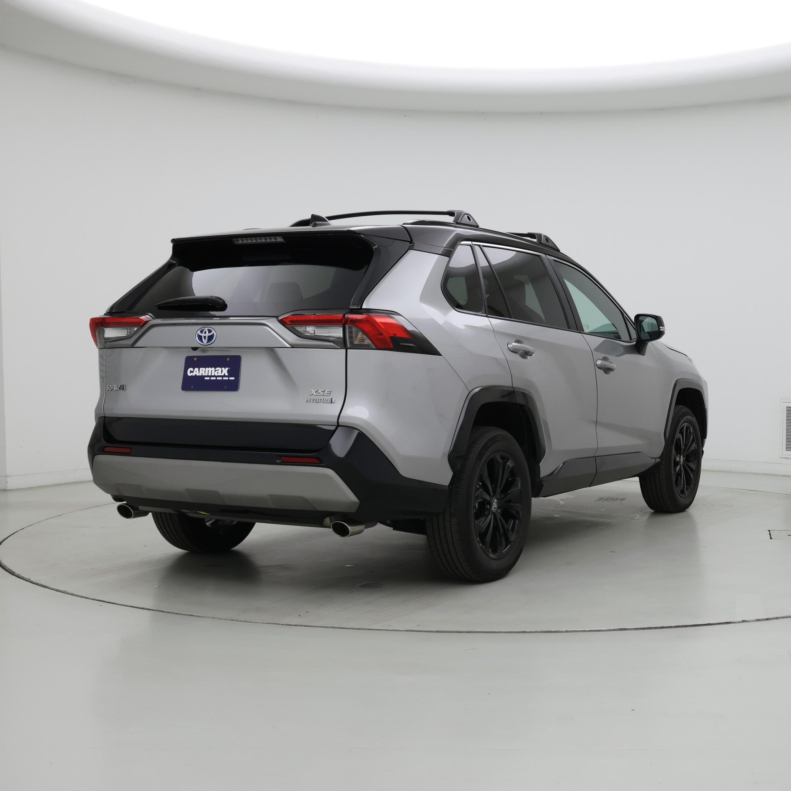 Thumbnail: 2023 Toyota RAV4 - 8
