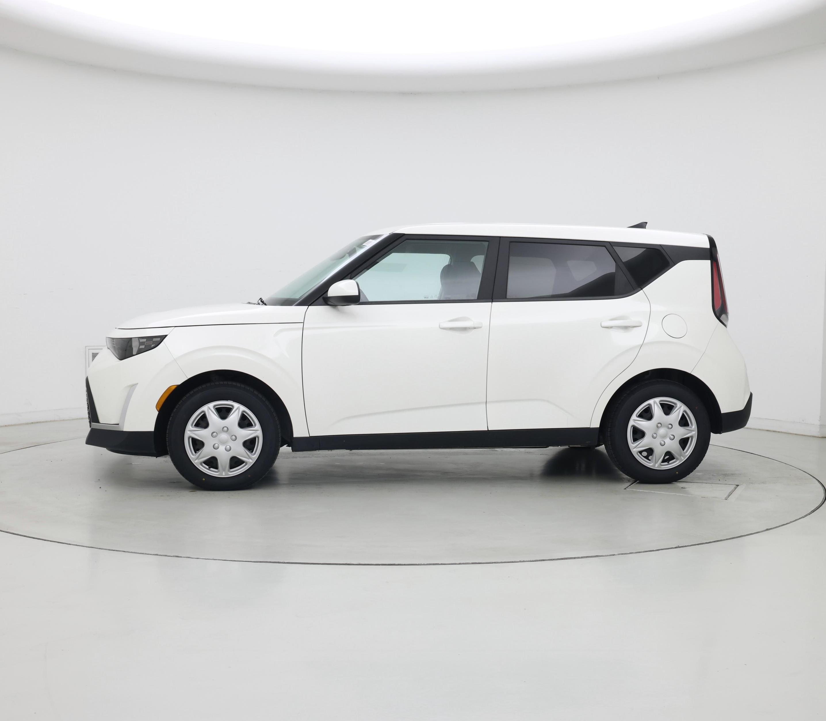 Thumbnail: 2023 Kia Soul - 3