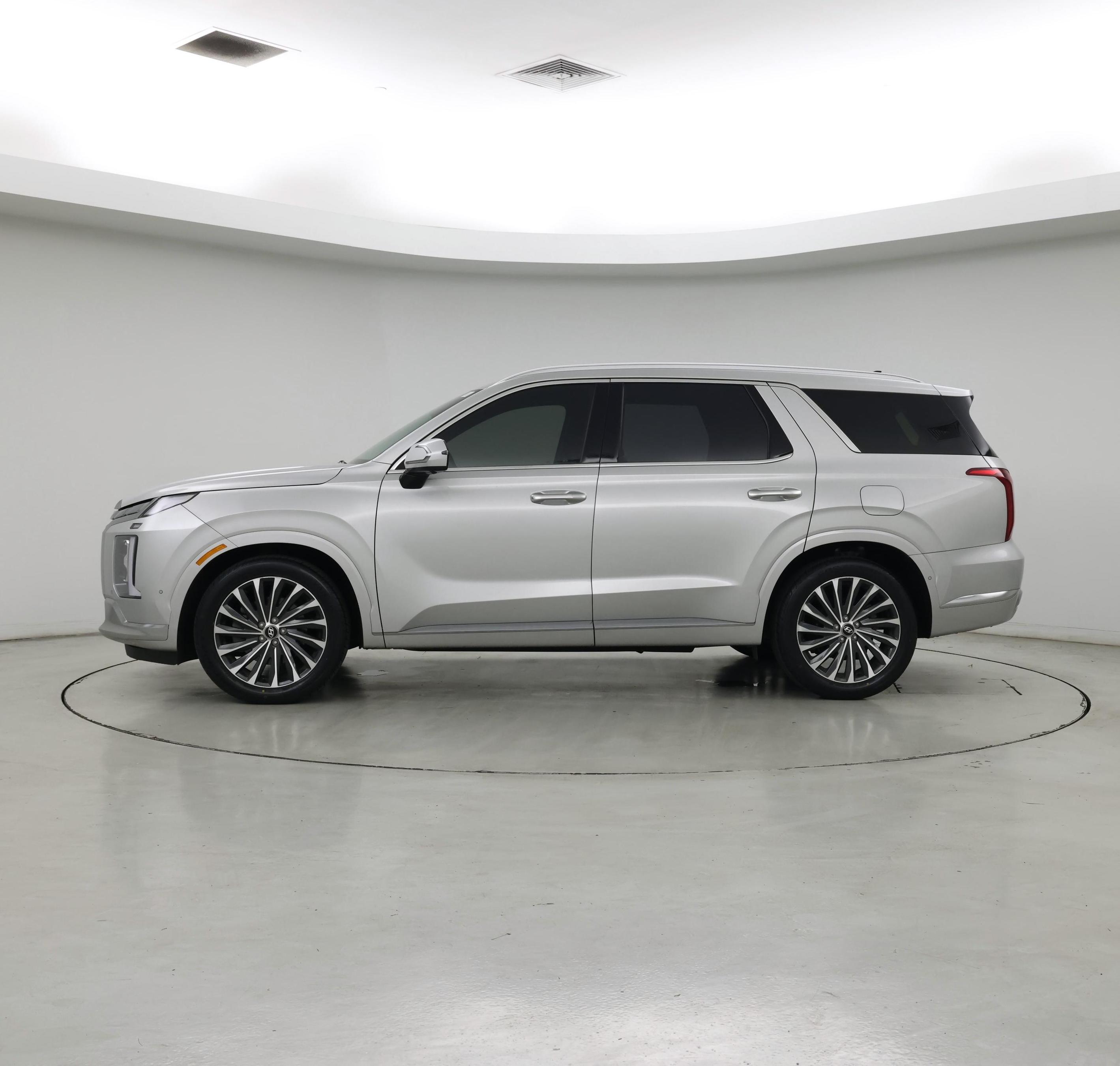 Thumbnail: 2023 Hyundai Palisade - 3