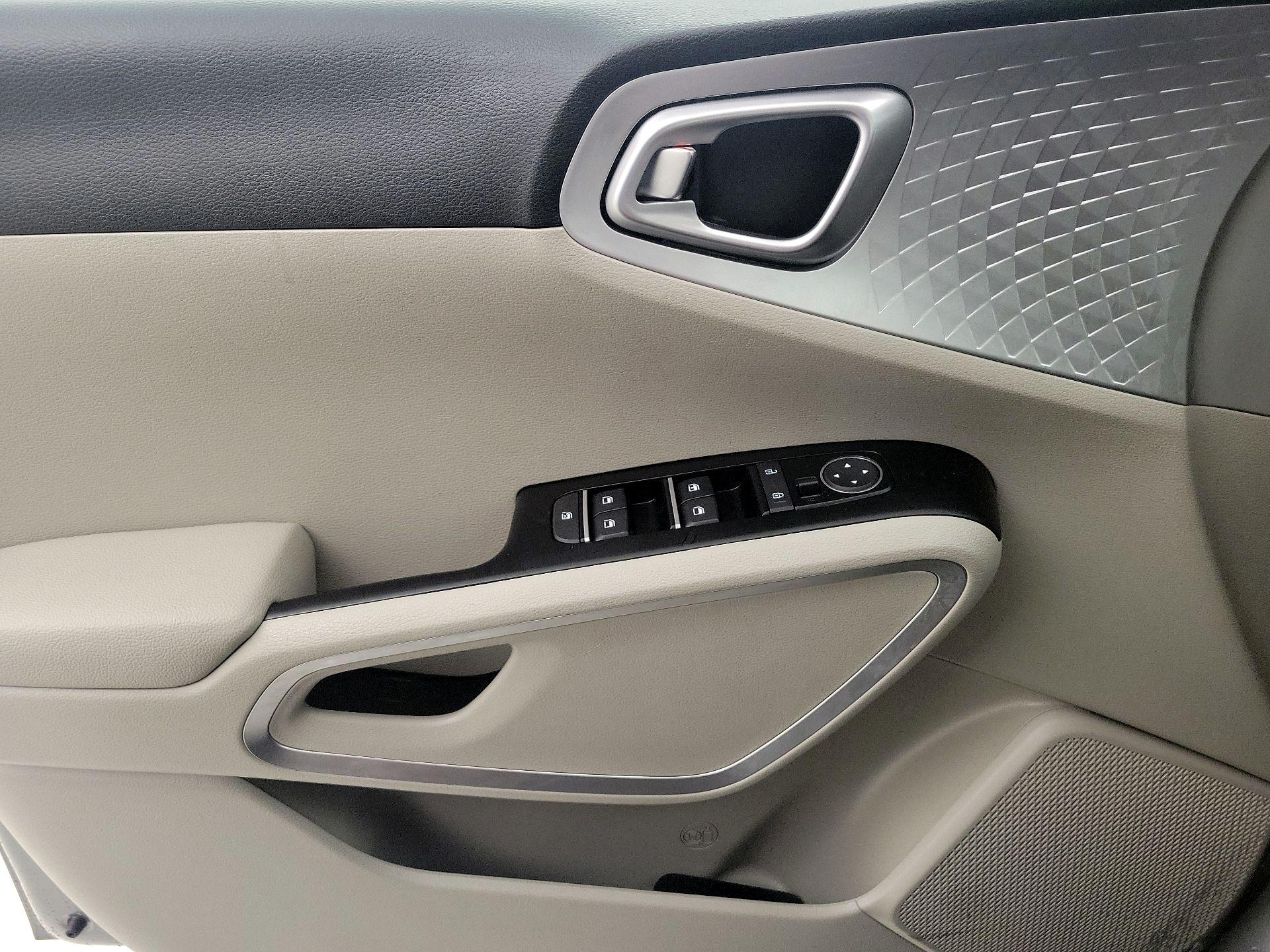 Thumbnail: 2025 Kia Soul - 12