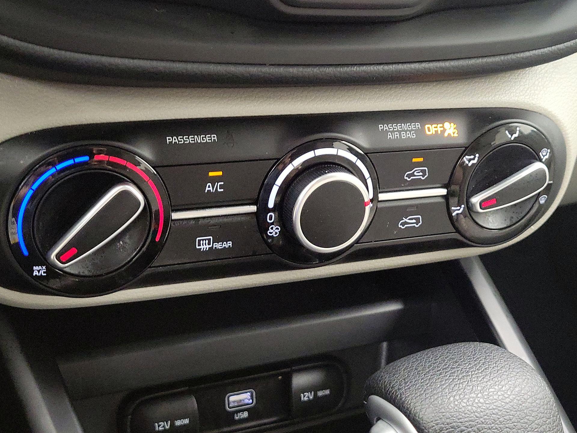 Thumbnail: 2025 Kia Soul - 16