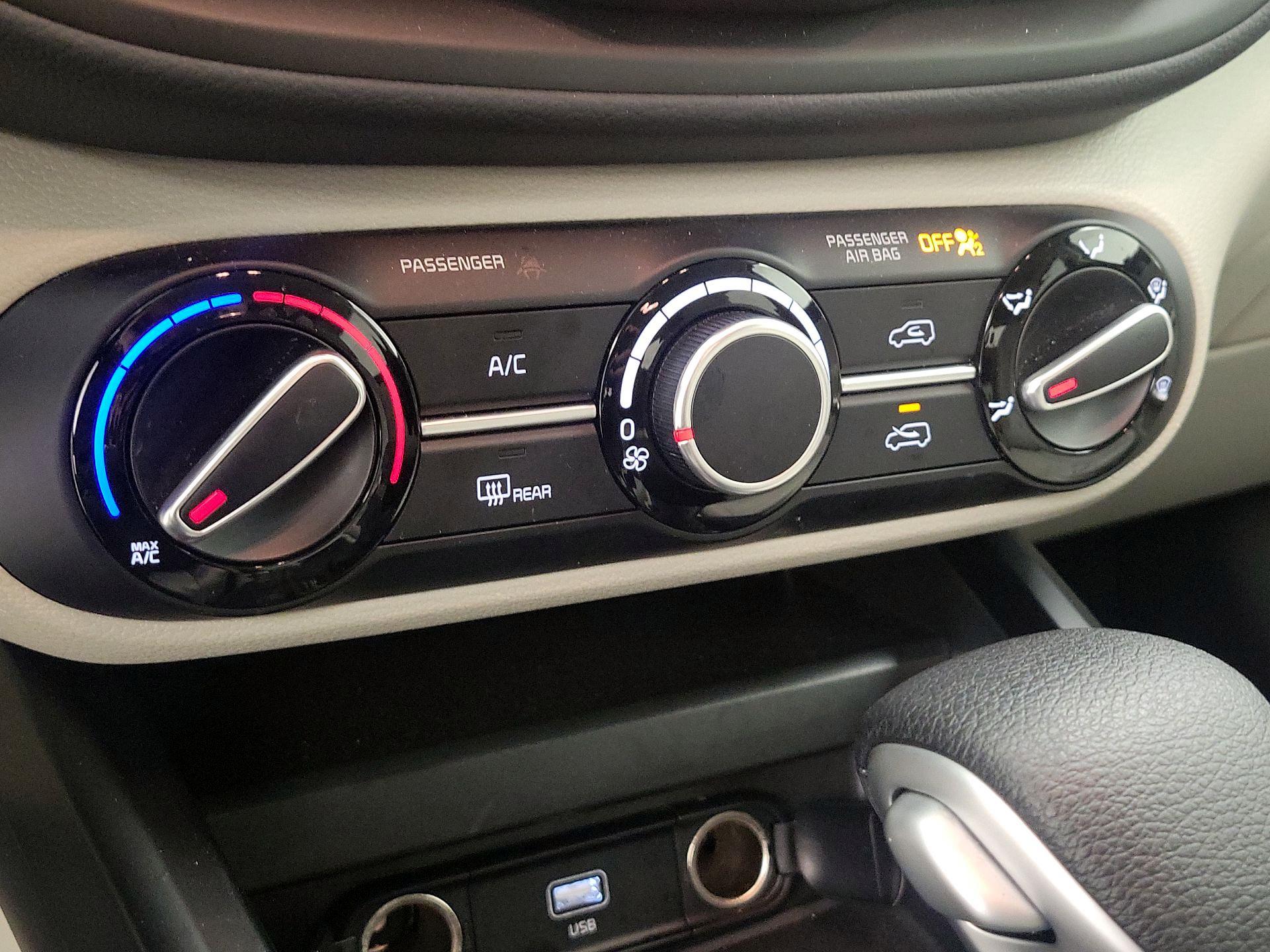 Thumbnail: 2025 Kia Soul - 16