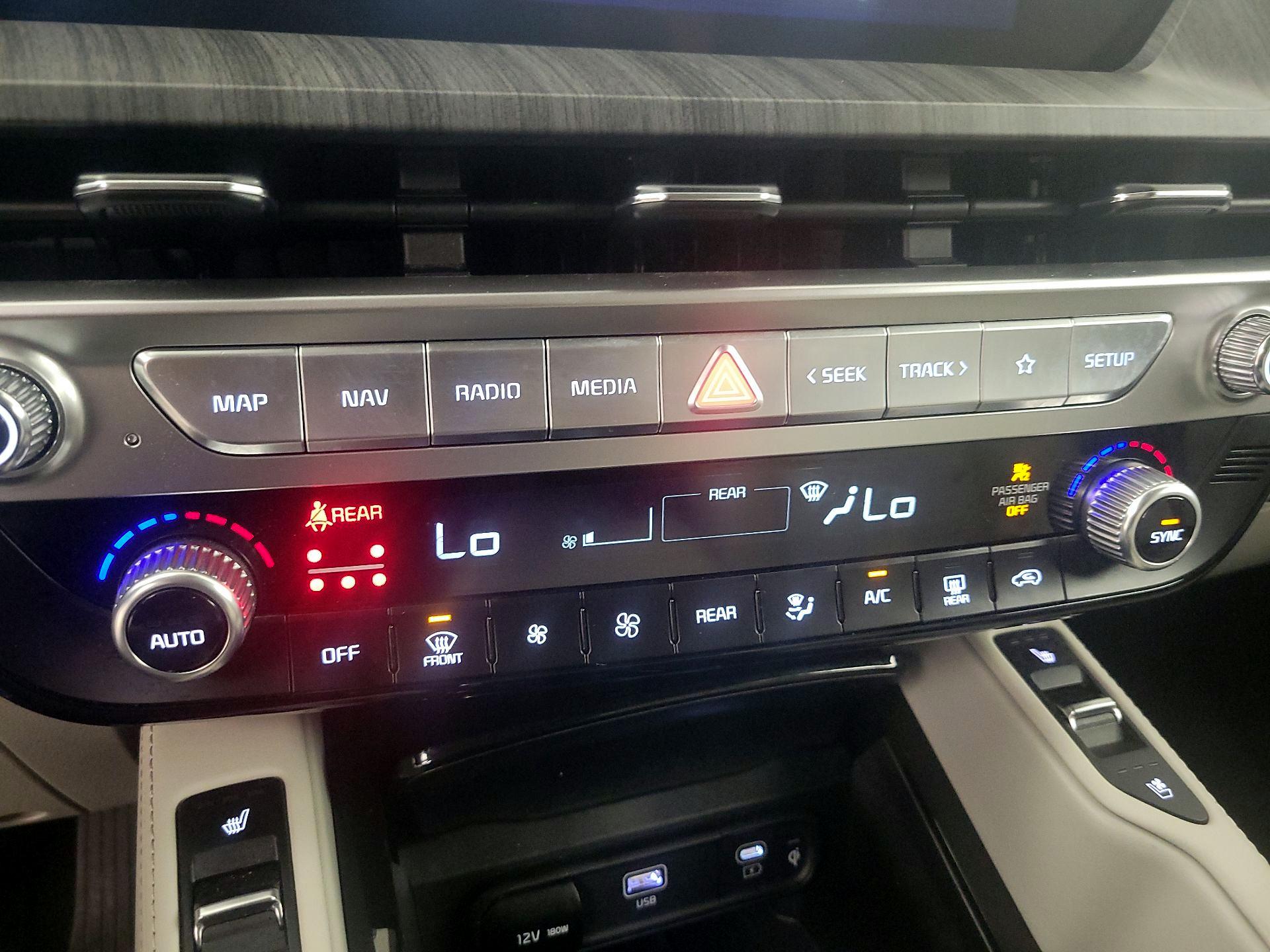 Thumbnail: 2024 Kia Telluride - 17