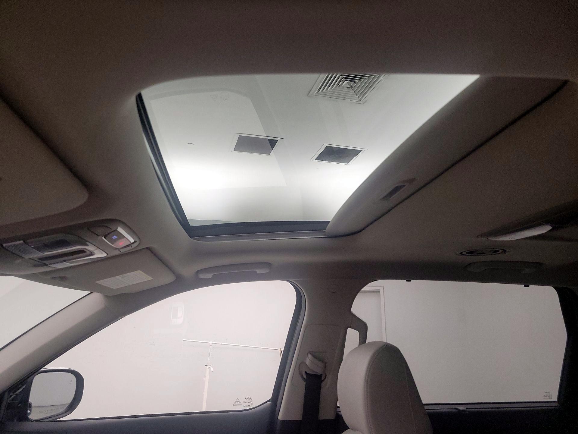 Thumbnail: 2024 Kia Telluride - 20