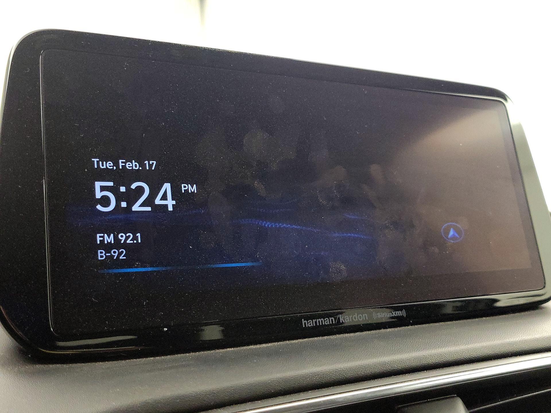 Thumbnail: 2022 Hyundai Santa Fe - 16