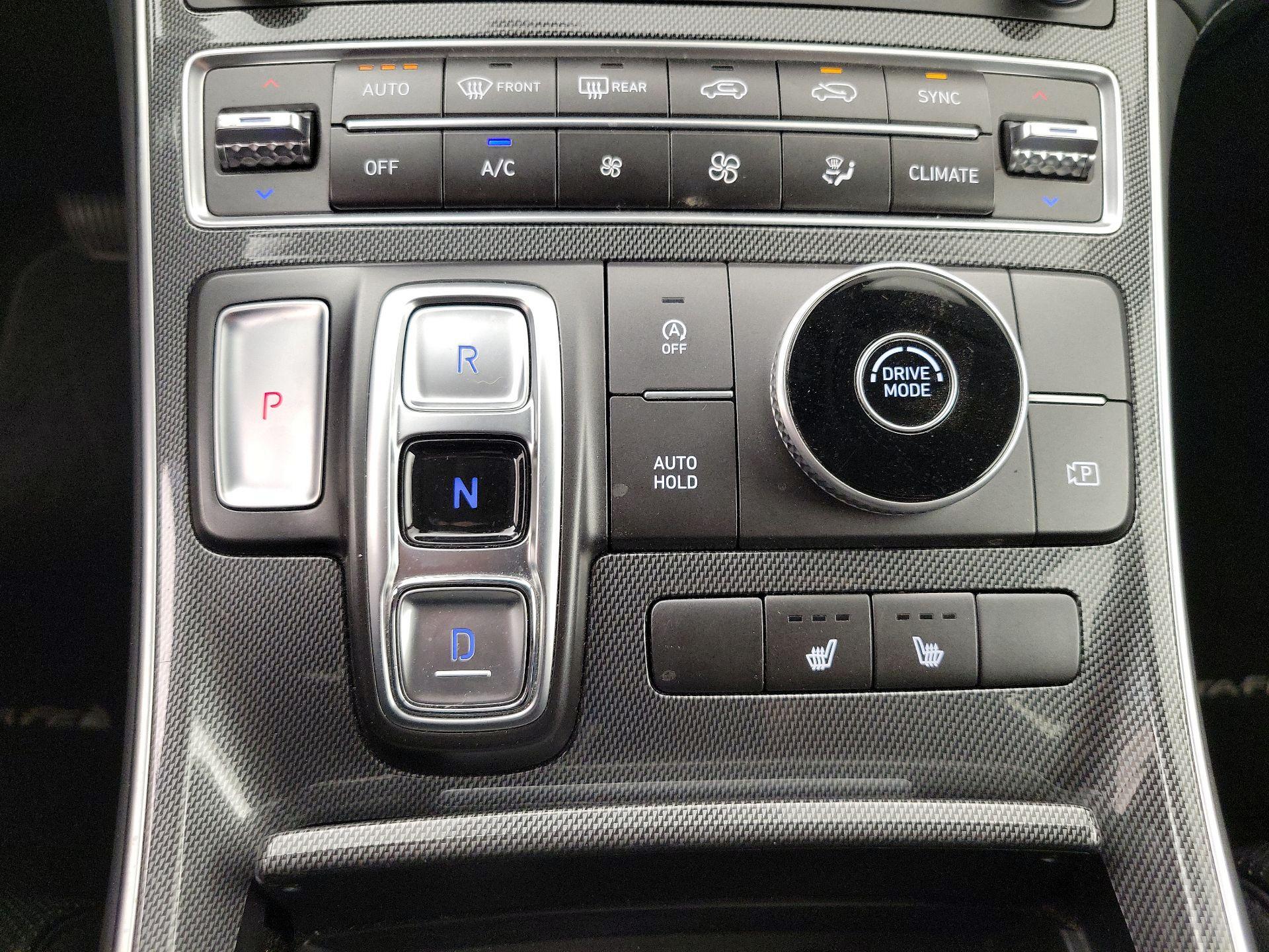 Thumbnail: 2022 Hyundai Santa Fe - 18