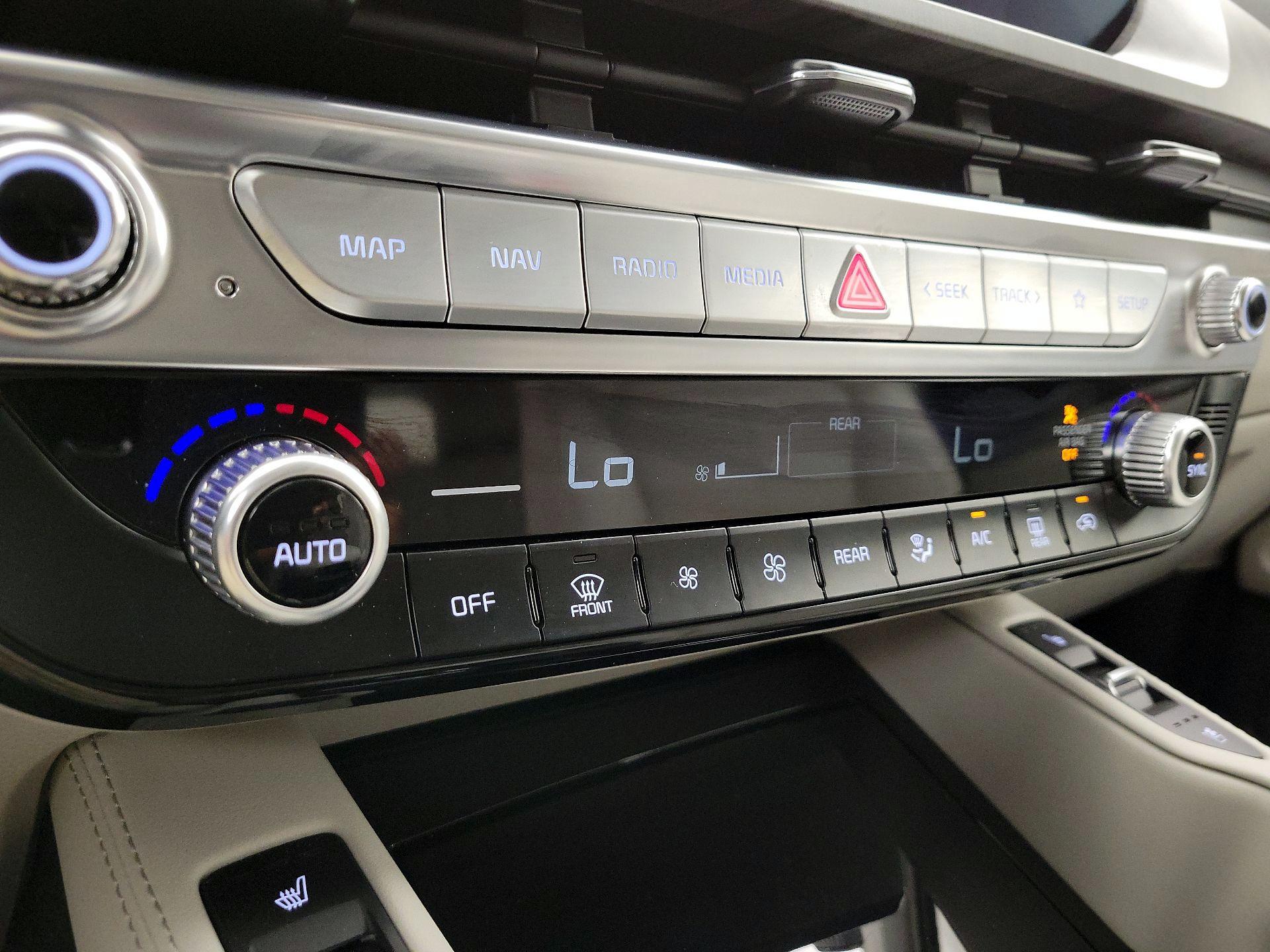 Thumbnail: 2025 Kia Telluride - 17