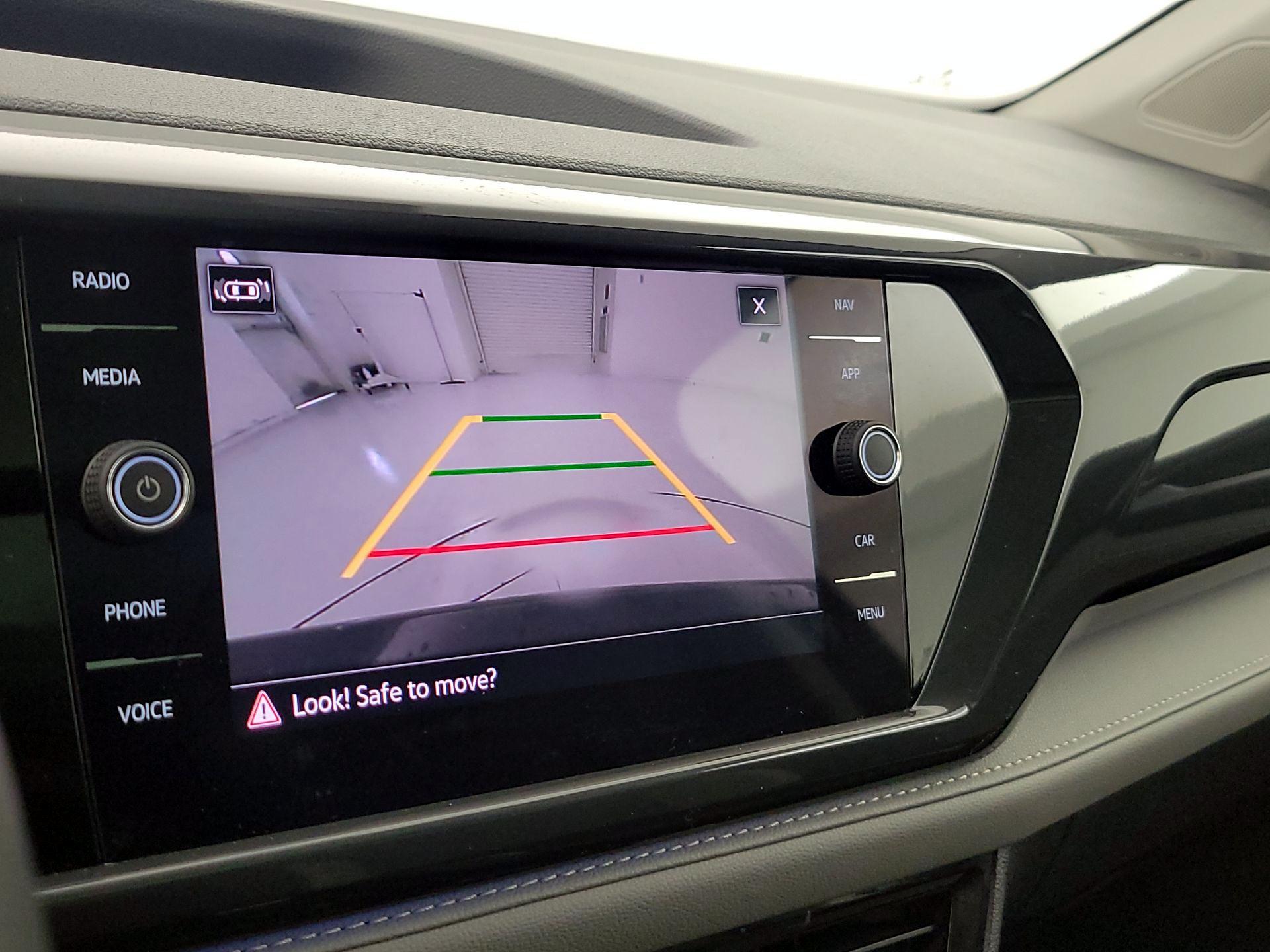 Thumbnail: 2023 Volkswagen Taos - 15