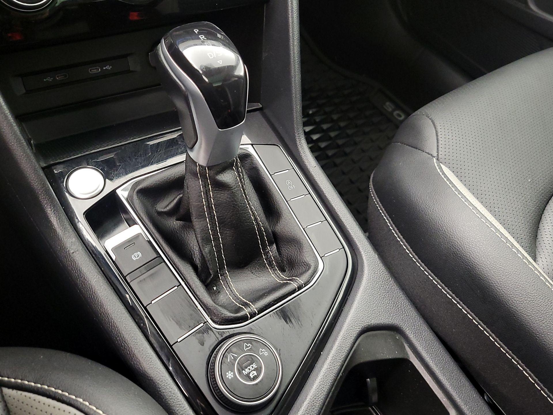 Thumbnail: 2023 Volkswagen Taos - 18