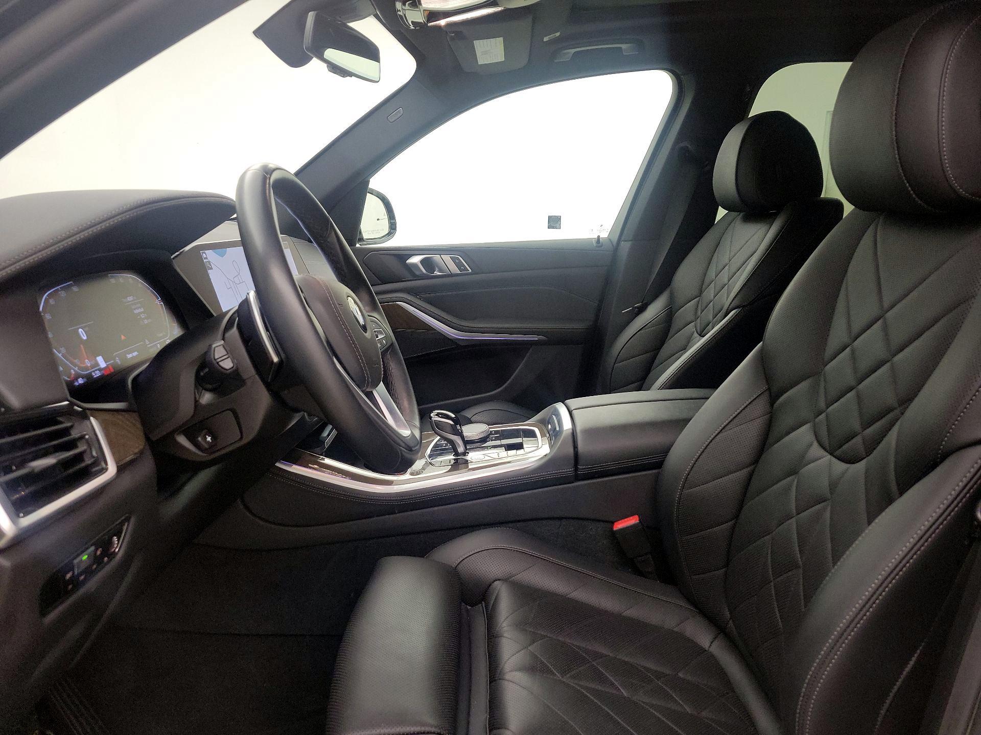 Thumbnail: 2023 BMW X5 - 11