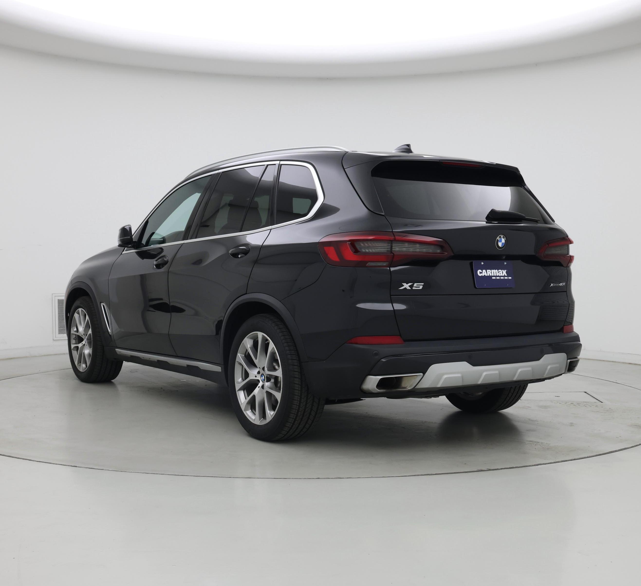 Thumbnail: 2023 BMW X5 - 2