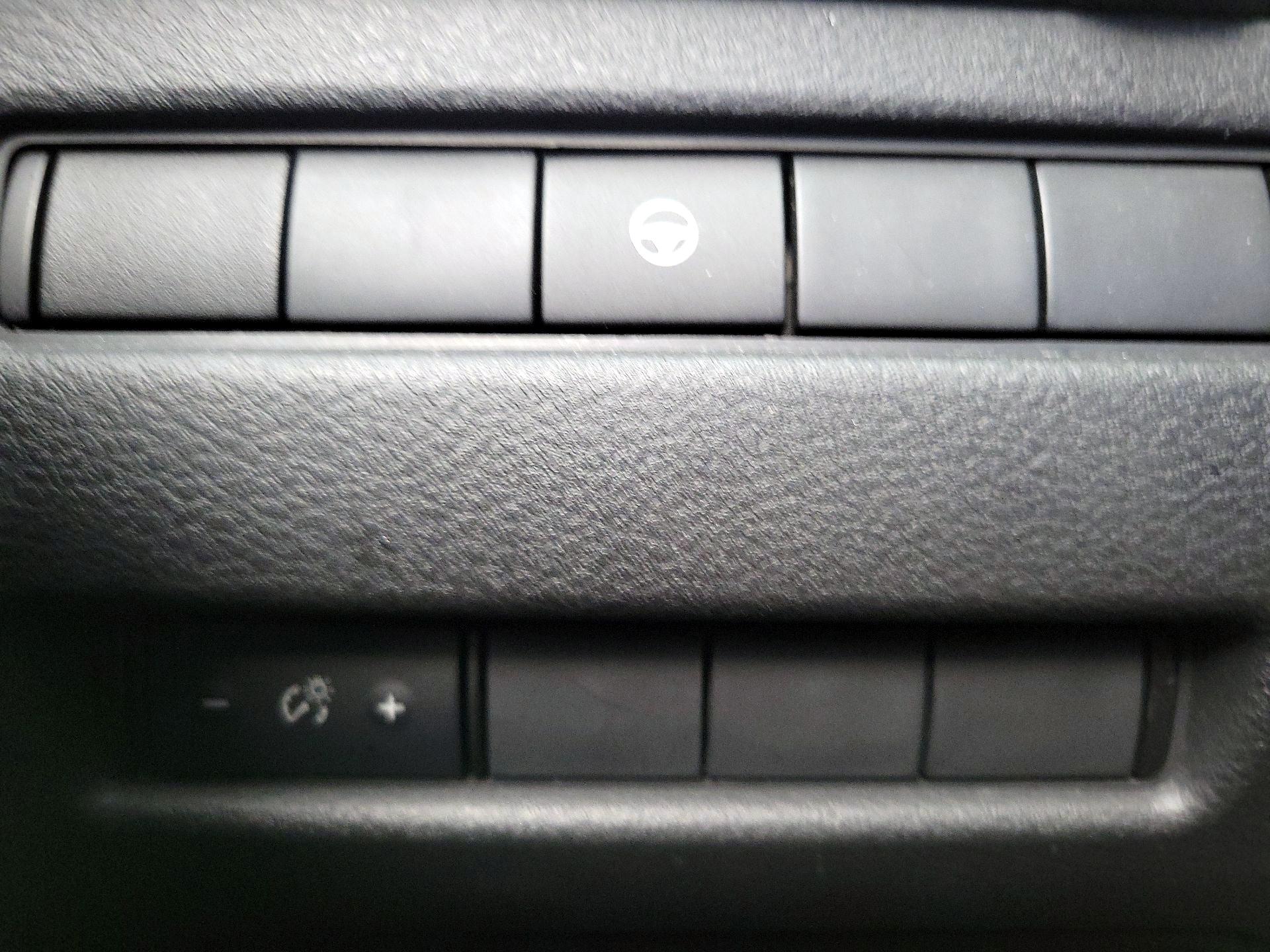 Thumbnail: 2022 Nissan Rogue - 13