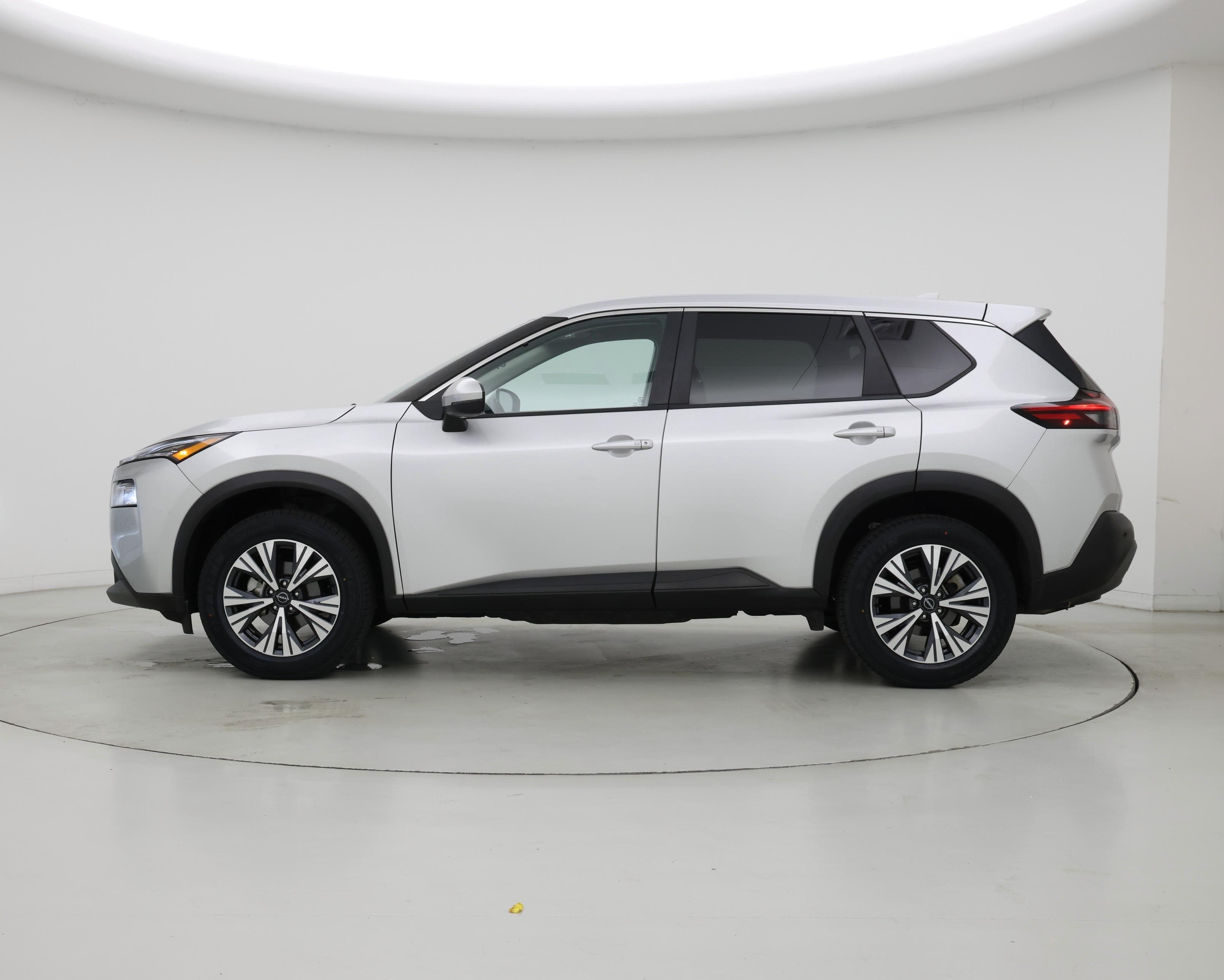 Thumbnail: 2022 Nissan Rogue - 3