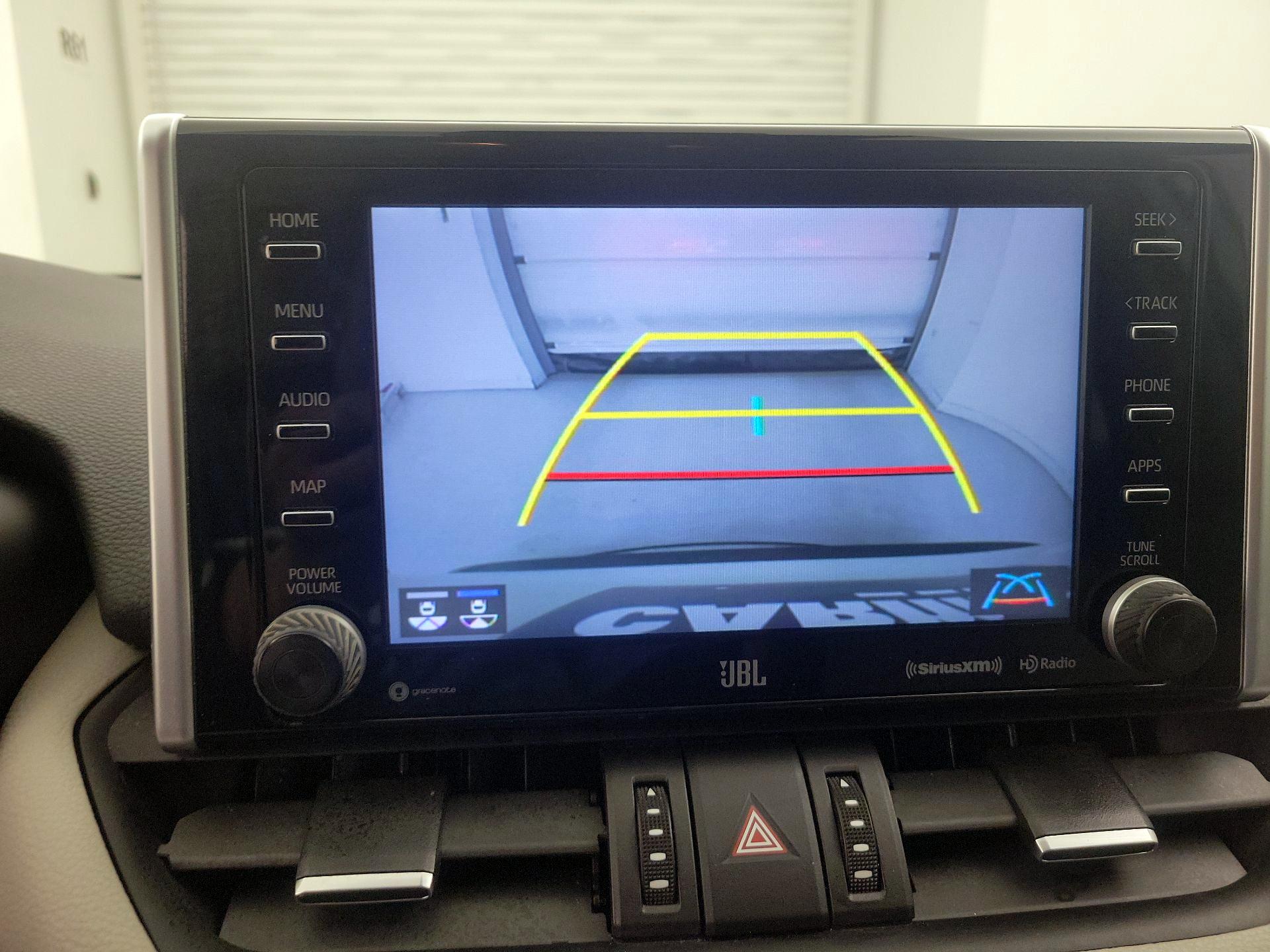 Thumbnail: 2020 Toyota RAV4 - 15