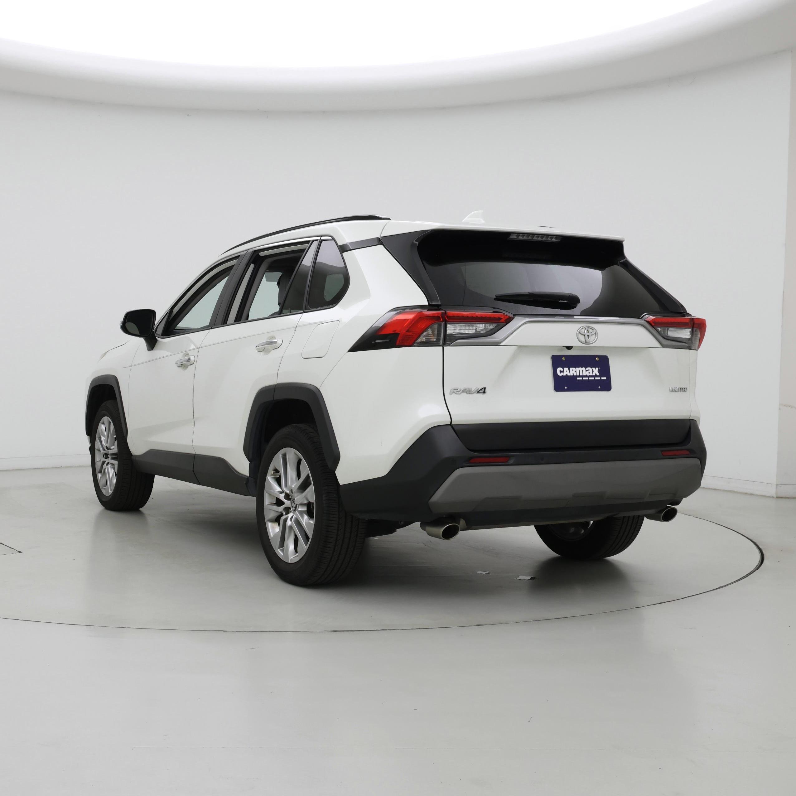 Thumbnail: 2020 Toyota RAV4 - 2