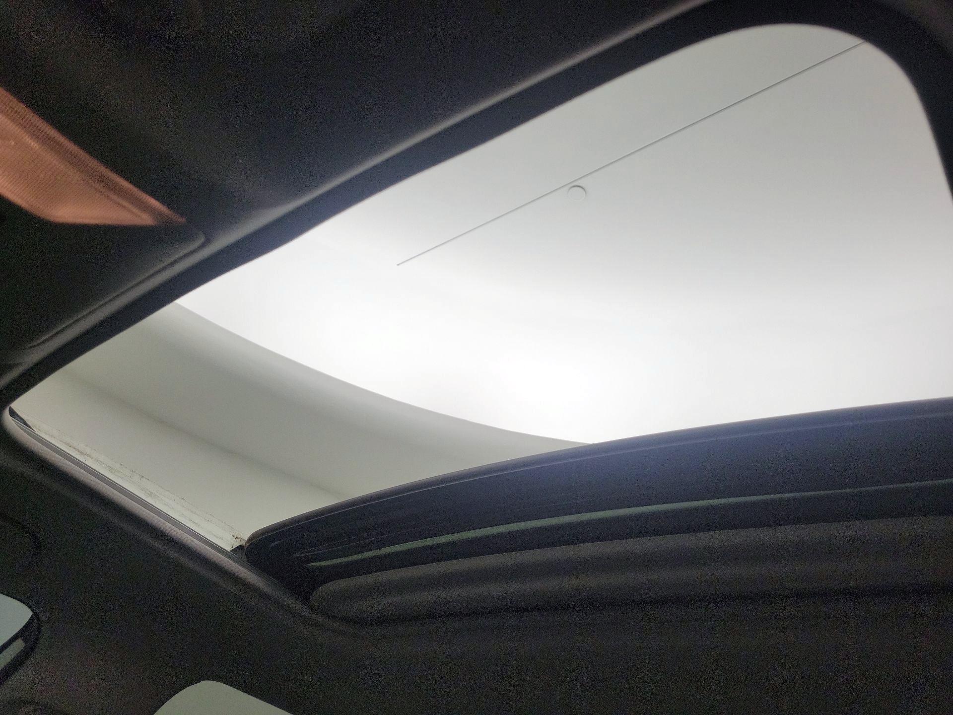 Thumbnail: 2020 Toyota RAV4 - 20