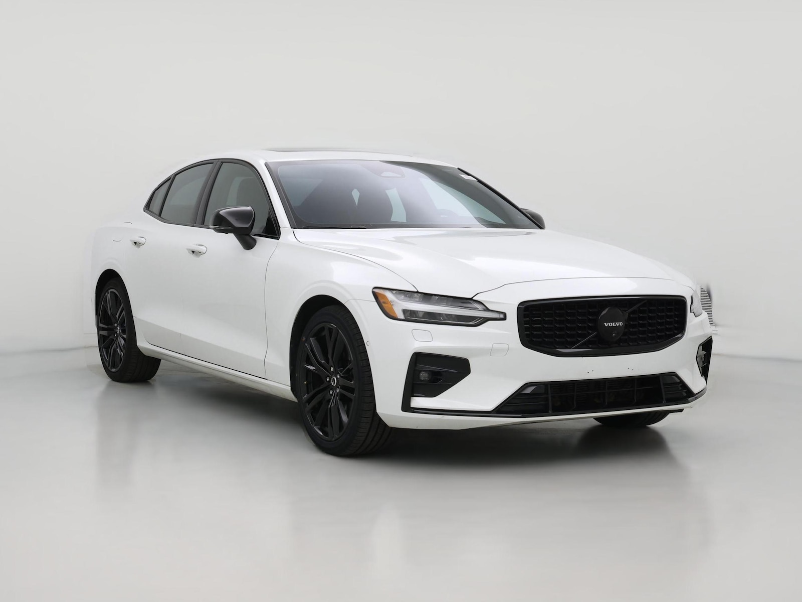 2024 Volvo S60 Plus