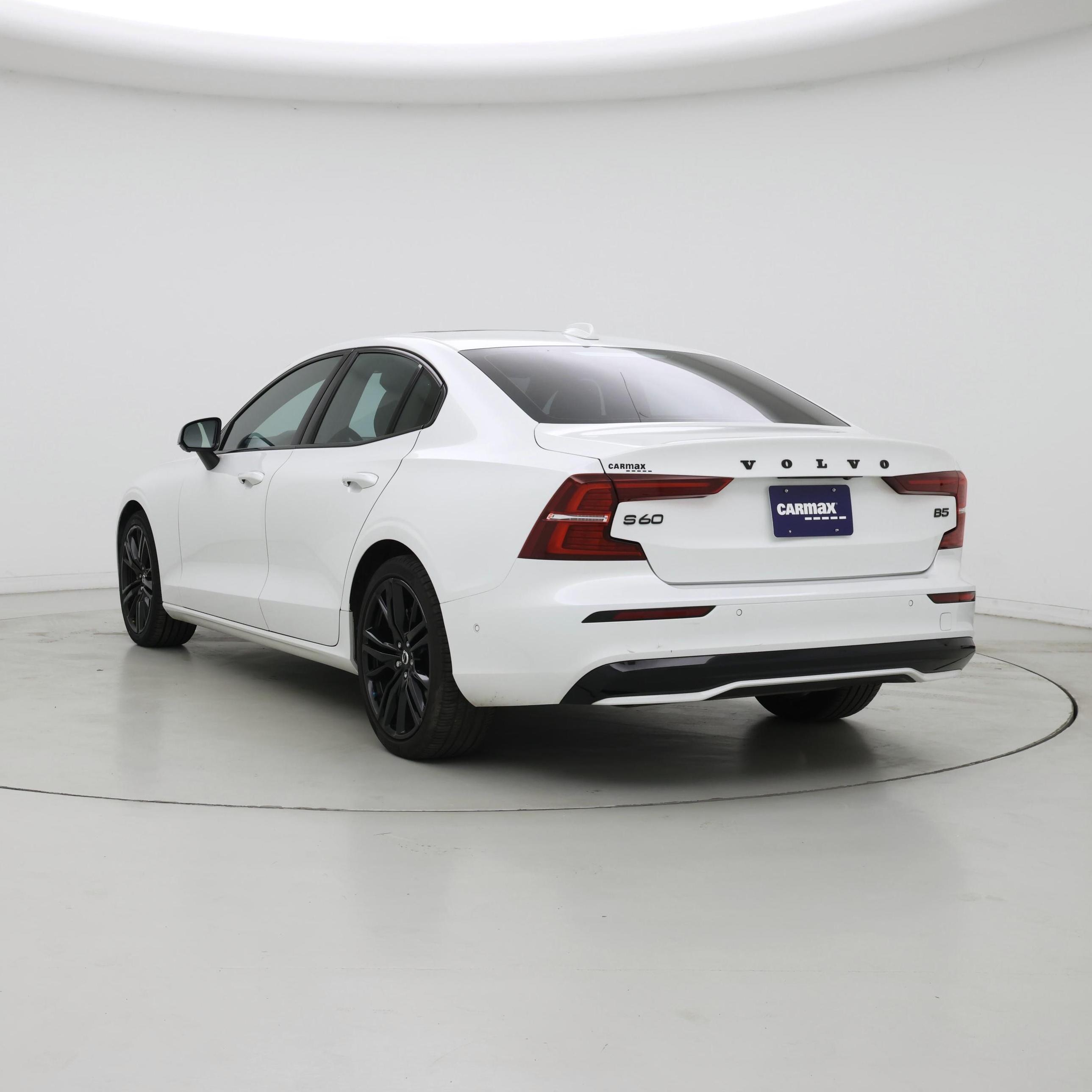 Thumbnail: 2024 Volvo S60 - 2