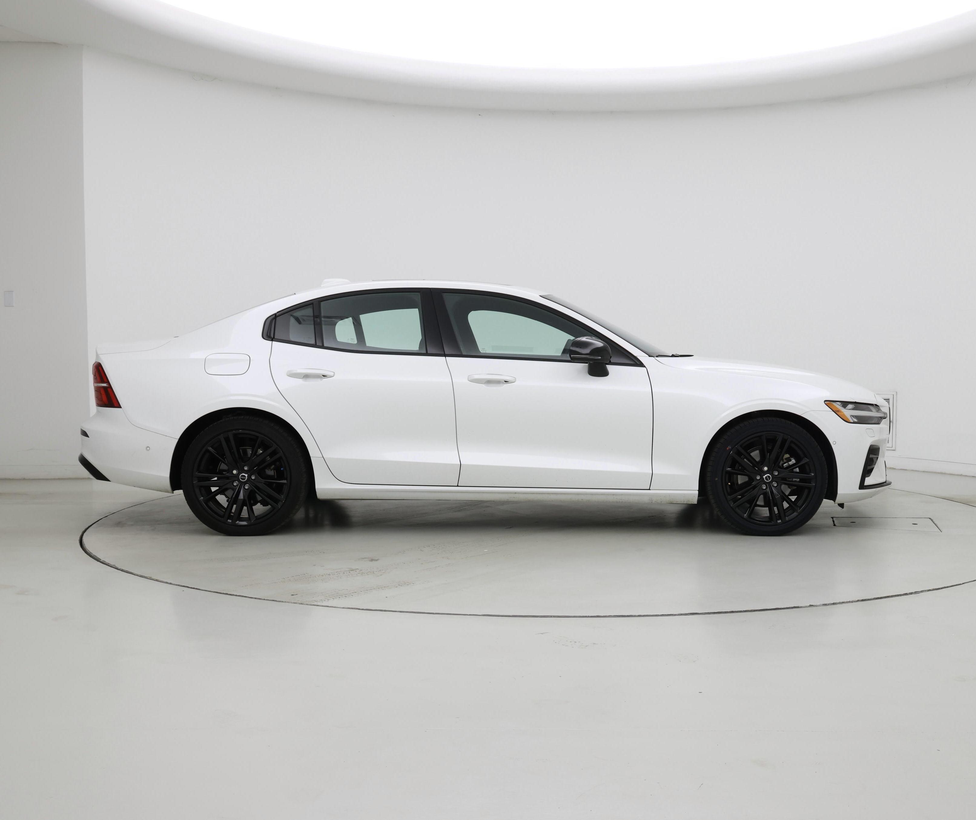 Thumbnail: 2024 Volvo S60 - 7