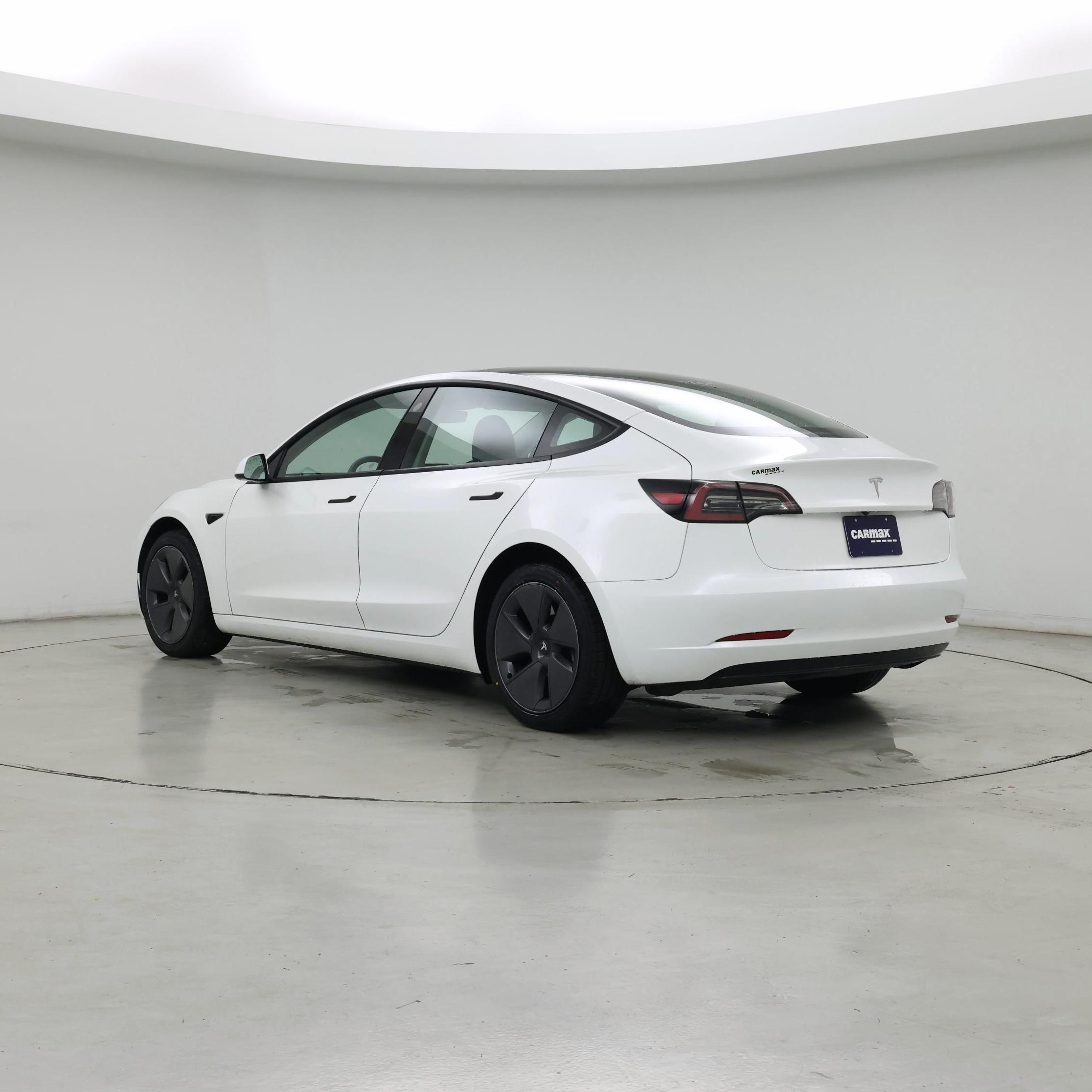 Thumbnail: 2023 Tesla Model 3 - 2