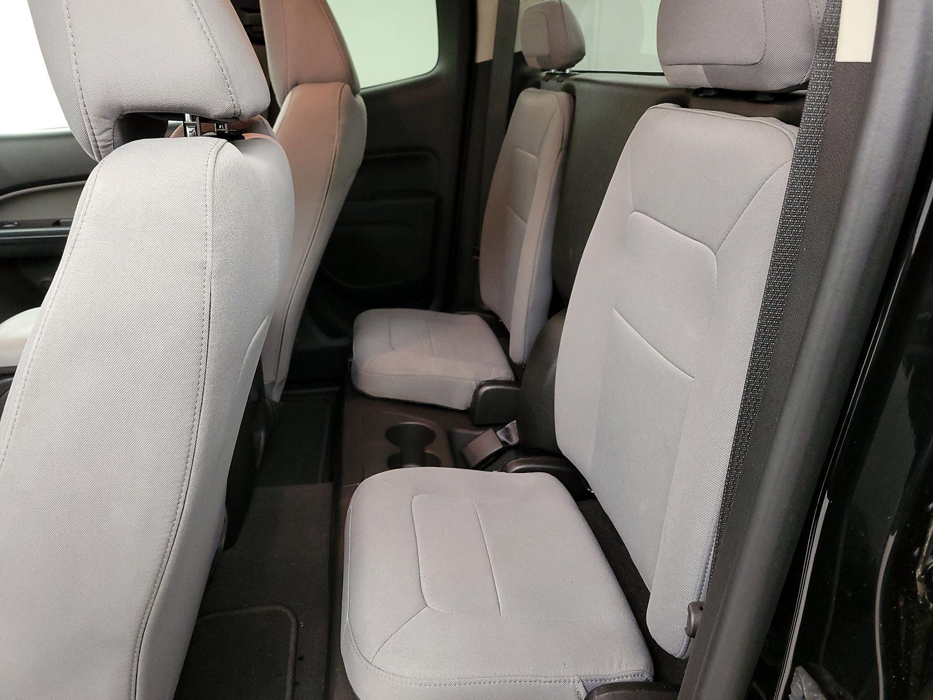 Thumbnail: 2021 Chevrolet Colorado - 19