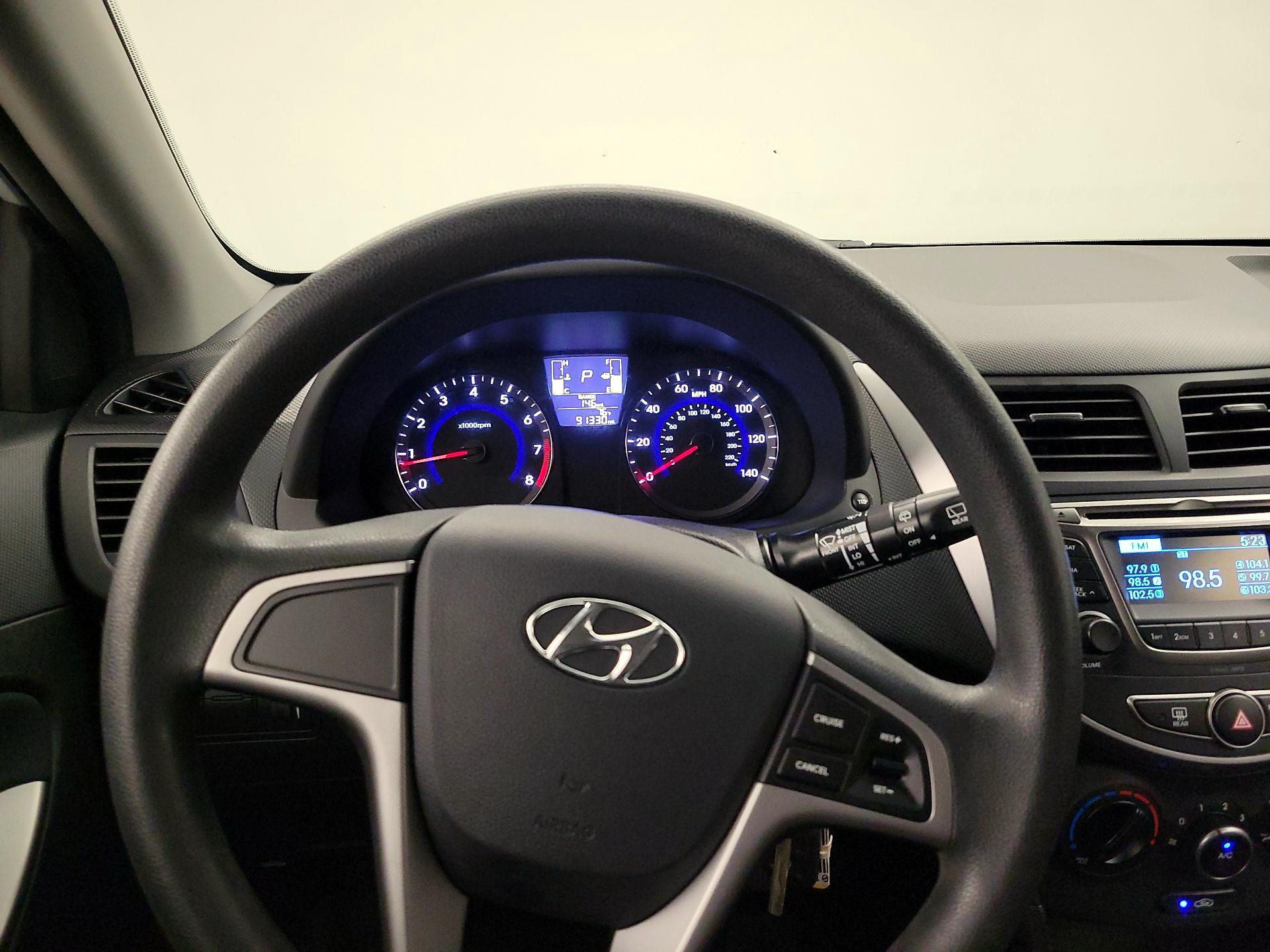 Thumbnail: 2017 Hyundai Accent - 10