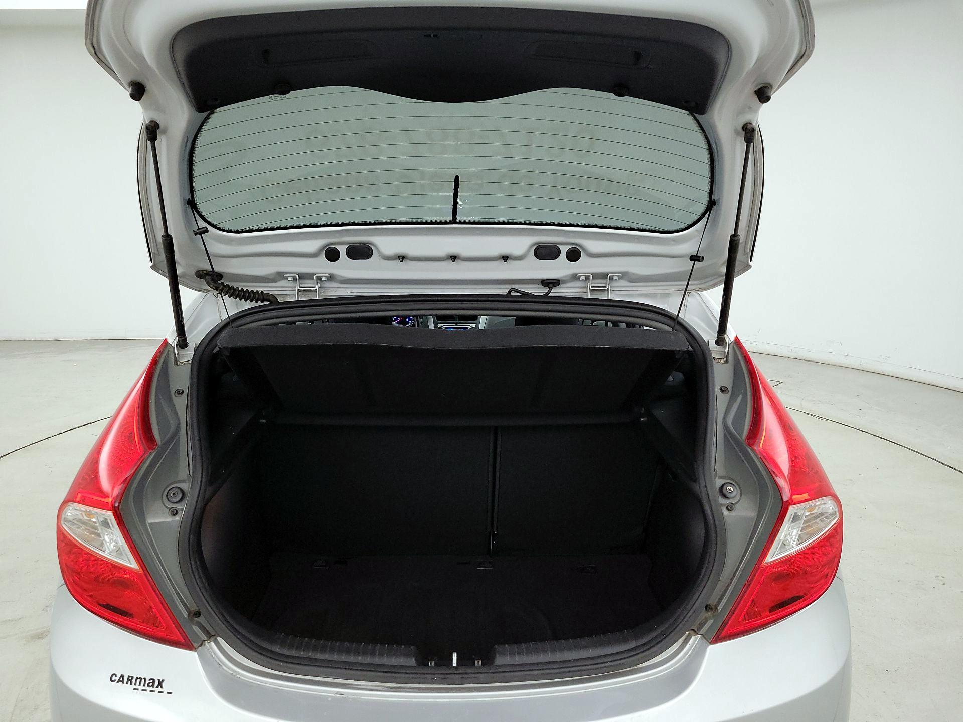 Thumbnail: 2017 Hyundai Accent - 19