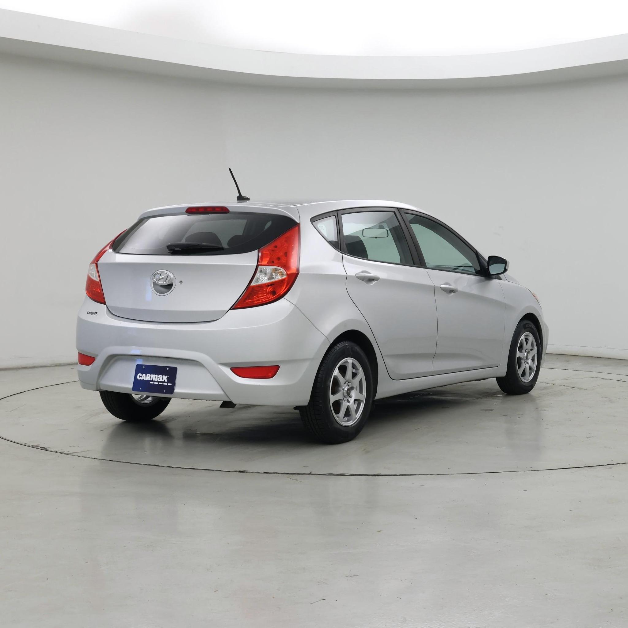 Thumbnail: 2017 Hyundai Accent - 8