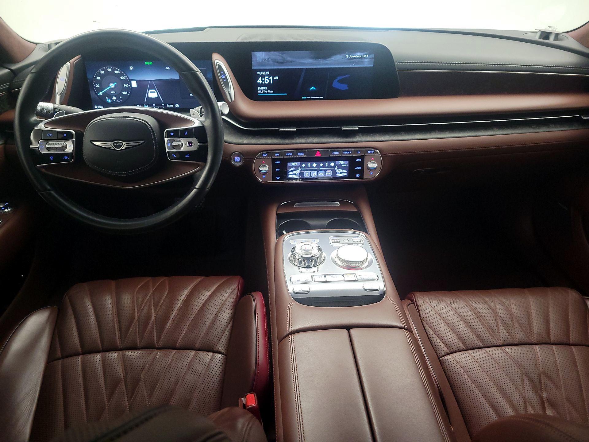 Thumbnail: 2023 Genesis G90 - 9