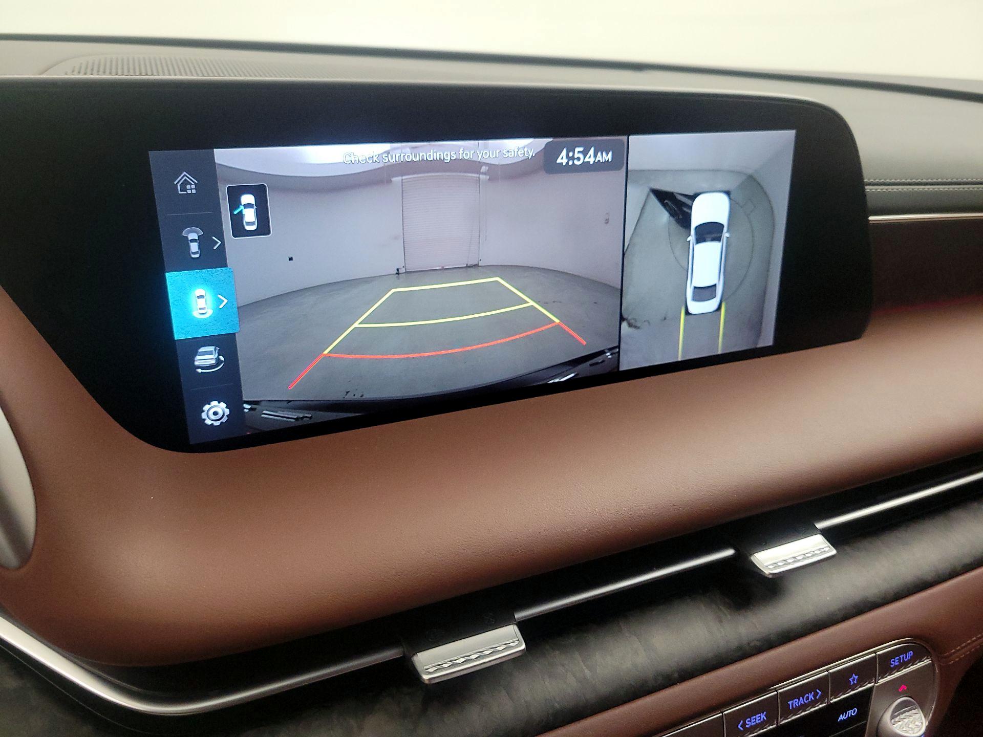 Thumbnail: 2023 Genesis G90 - 15