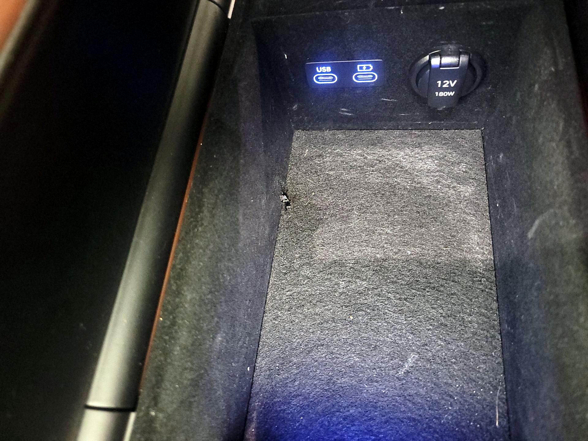 Thumbnail: 2023 Genesis G90 - 19