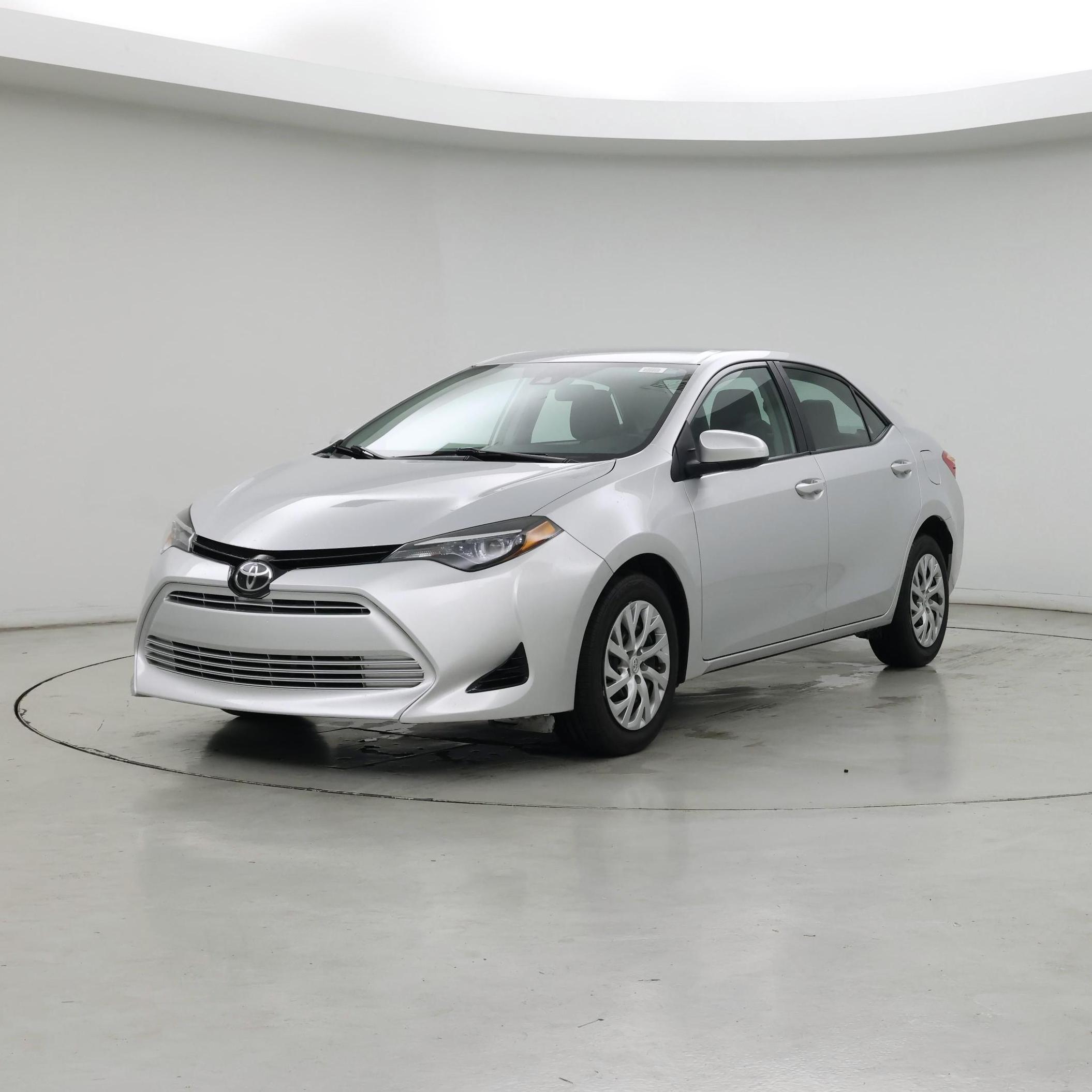 Thumbnail: 2018 Toyota Corolla - 4