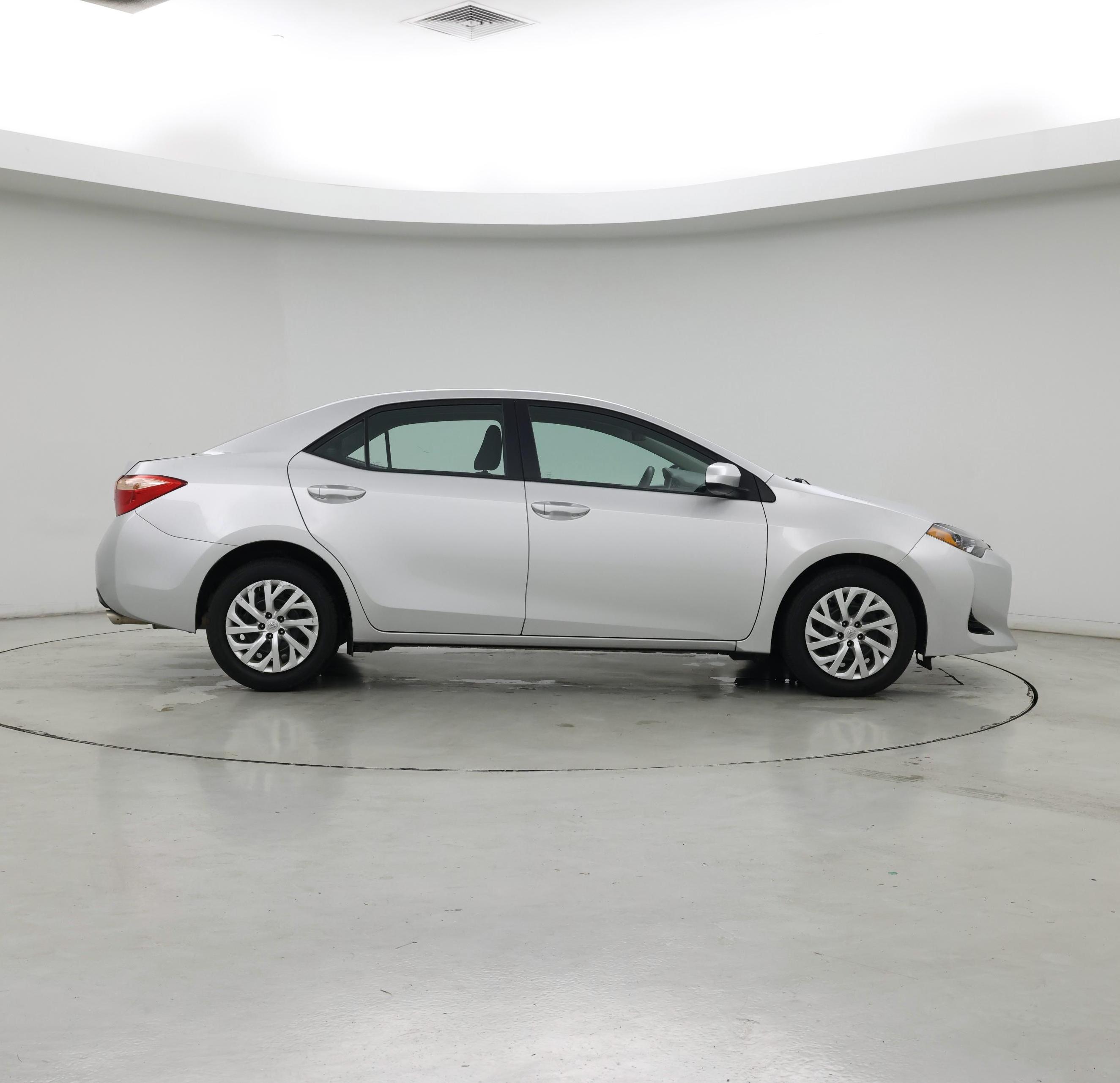 Thumbnail: 2018 Toyota Corolla - 7