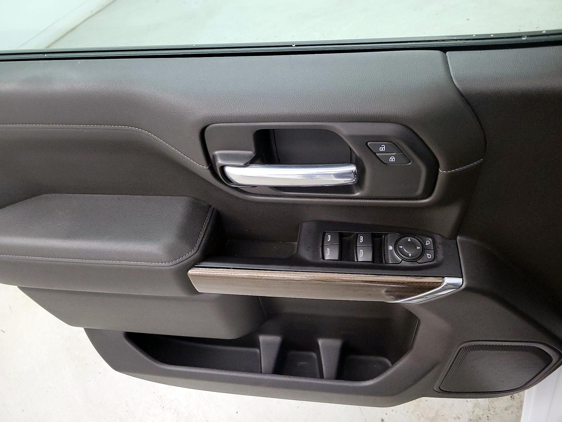 Thumbnail: 2021 Chevrolet Silverado 1500 - 12