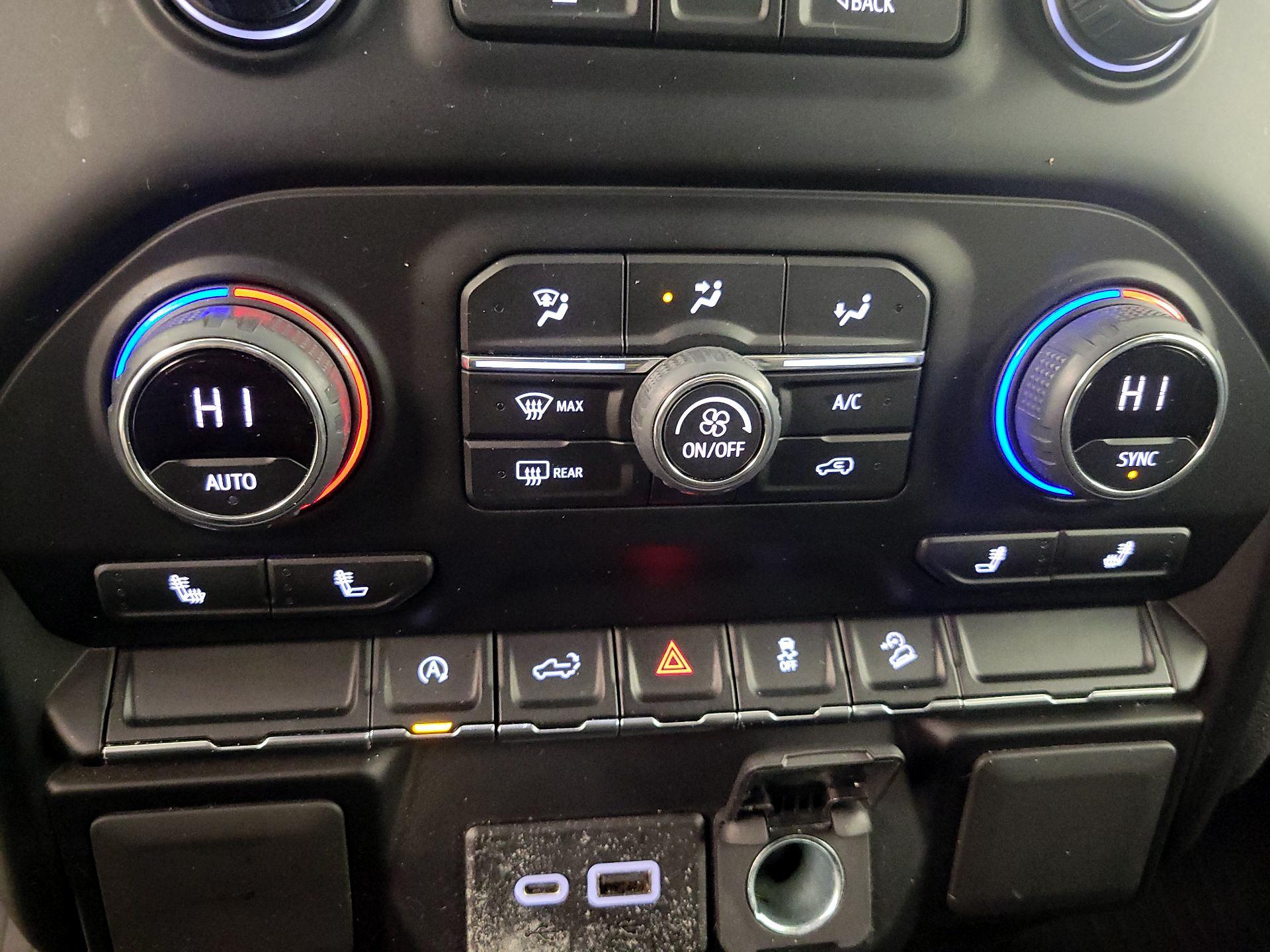 Thumbnail: 2021 Chevrolet Silverado 1500 - 16