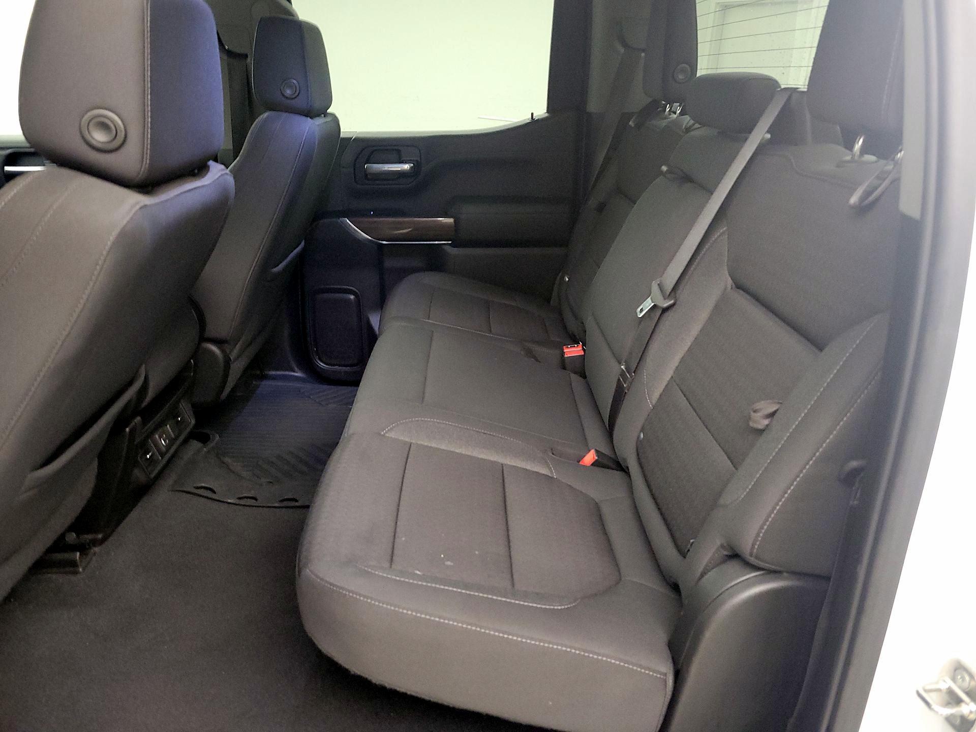 Thumbnail: 2021 Chevrolet Silverado 1500 - 19