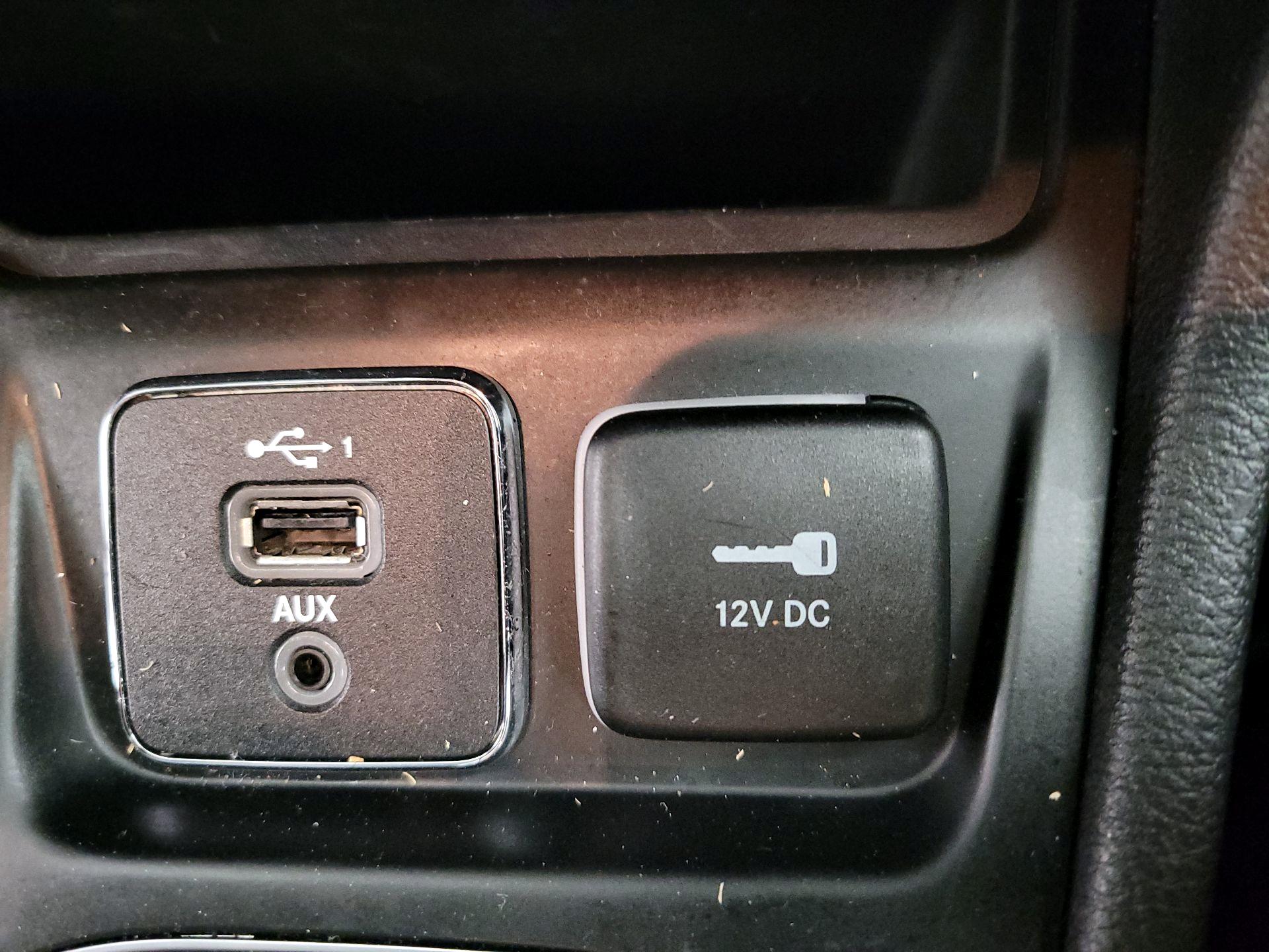 Thumbnail: 2020 Jeep Cherokee - 18