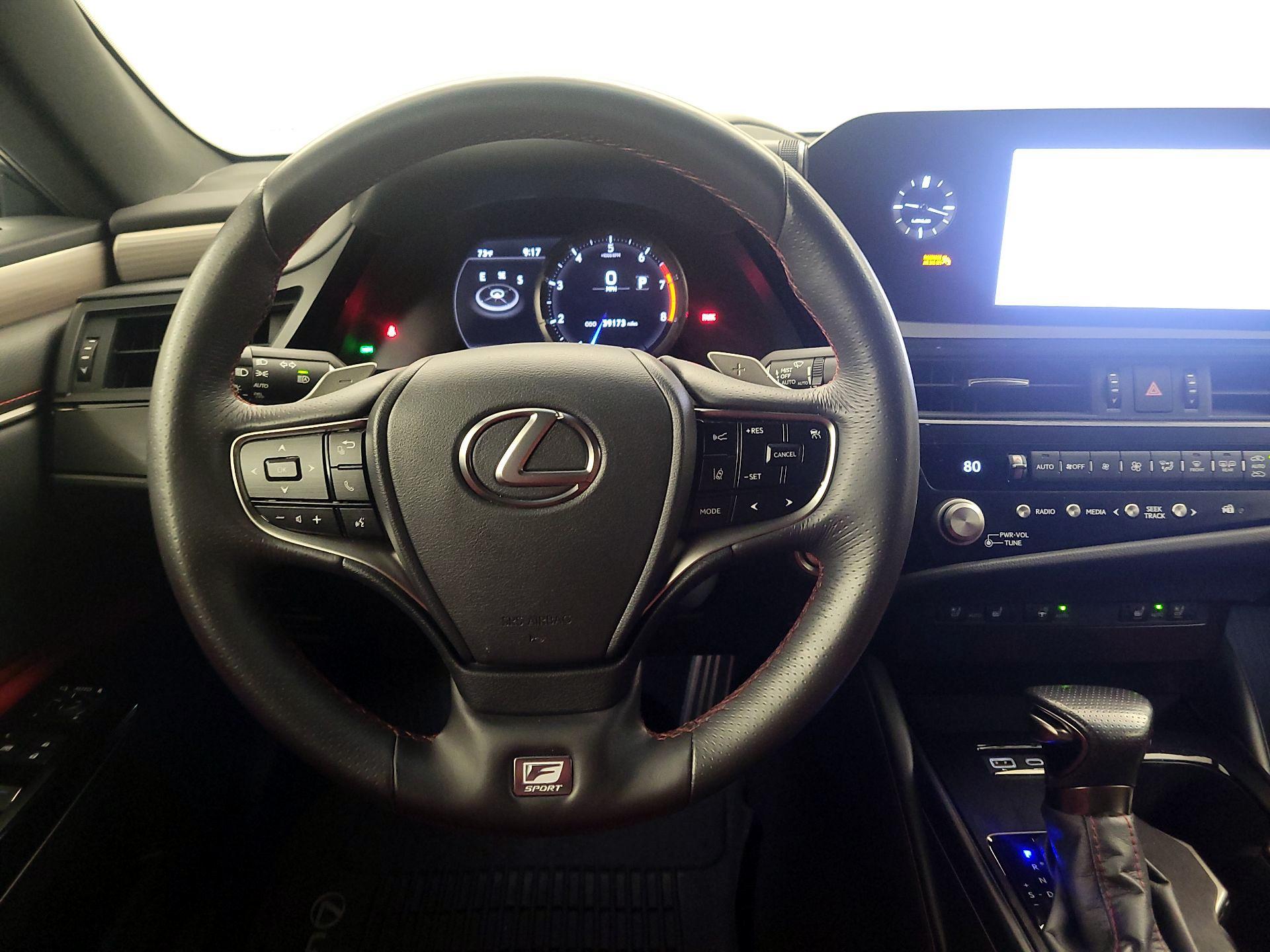 Thumbnail: 2023 Lexus ES - 10