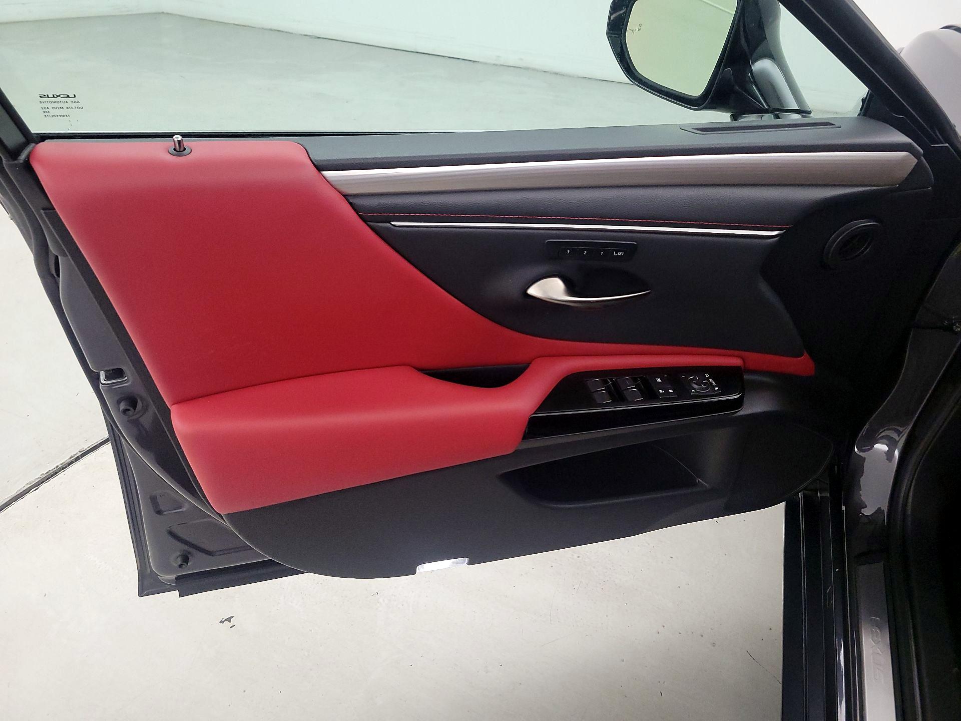 Thumbnail: 2023 Lexus ES - 12