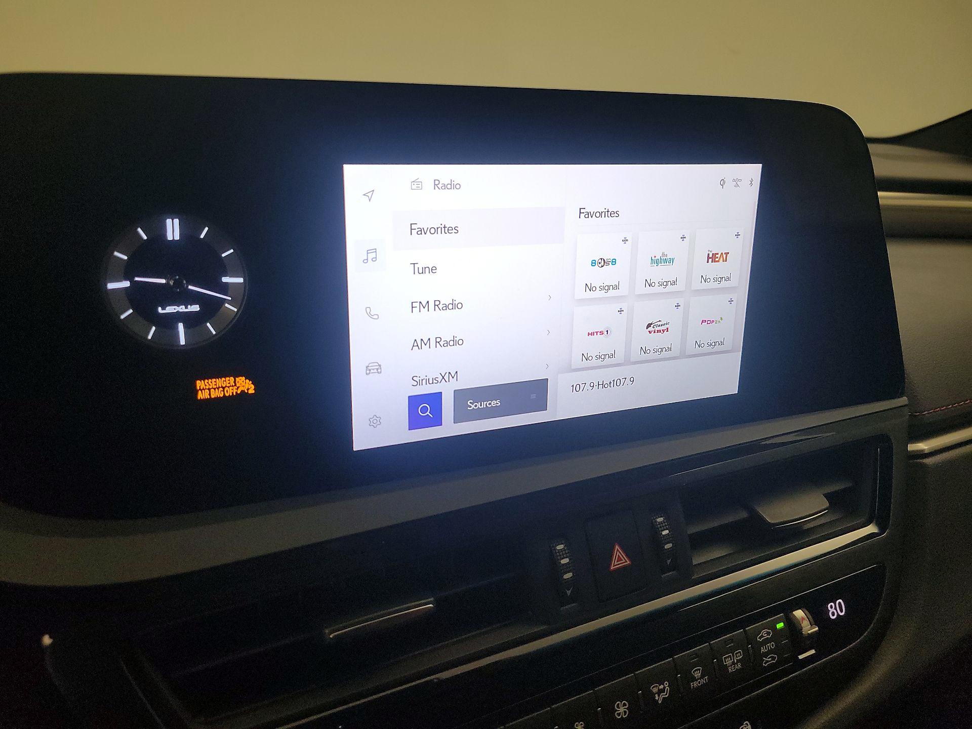 Thumbnail: 2023 Lexus ES - 15