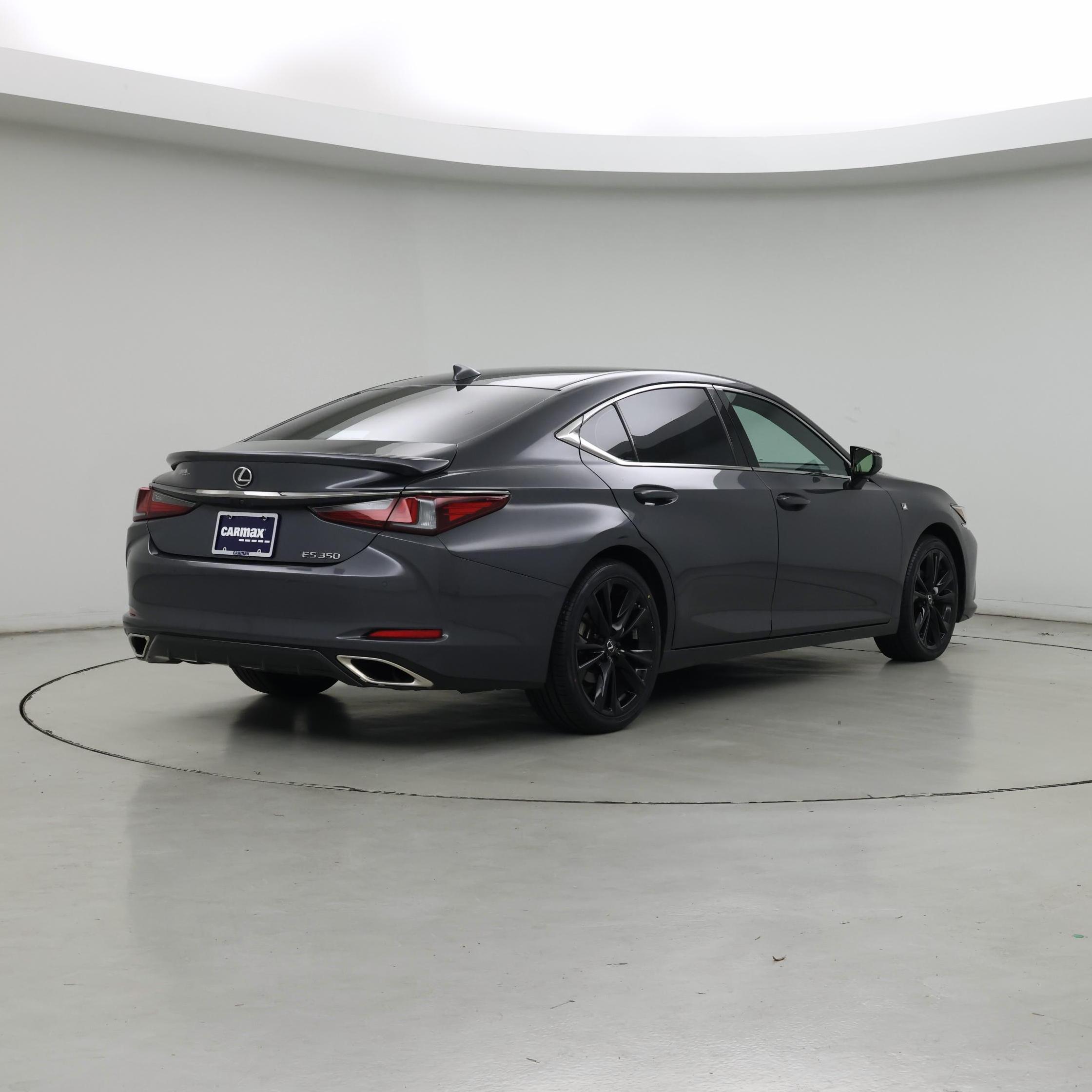 Thumbnail: 2023 Lexus ES - 8