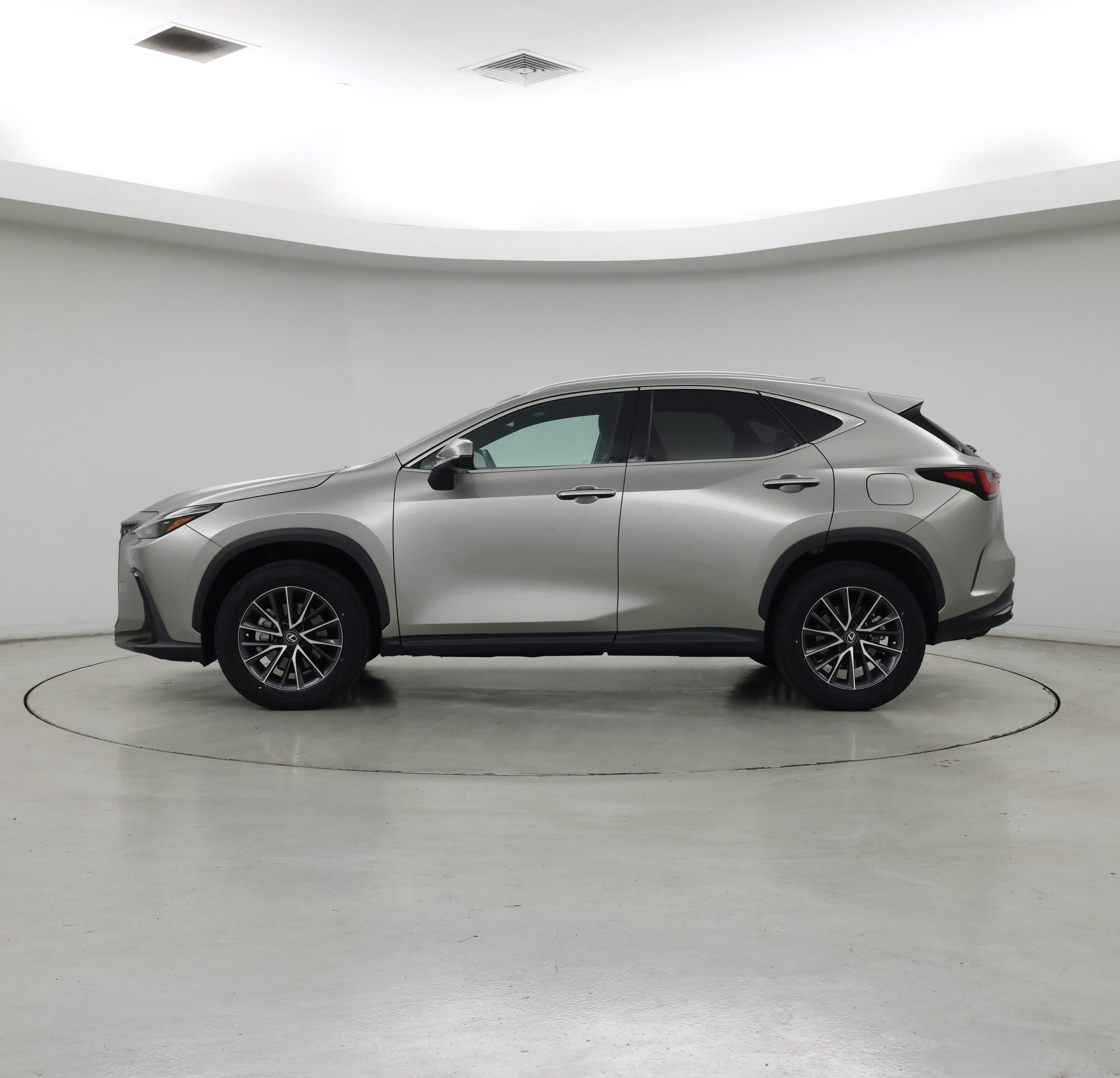 Thumbnail: 2024 Lexus NX - 3