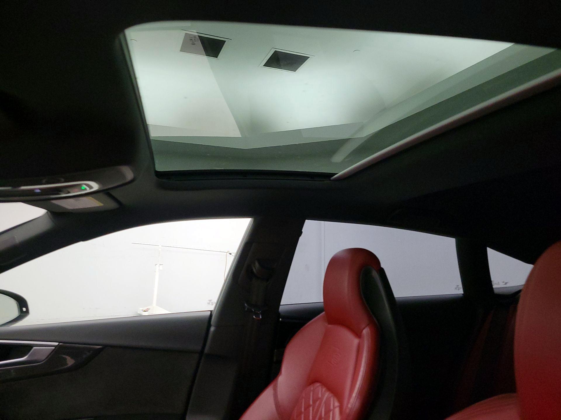 Thumbnail: 2021 Audi S5 - 20