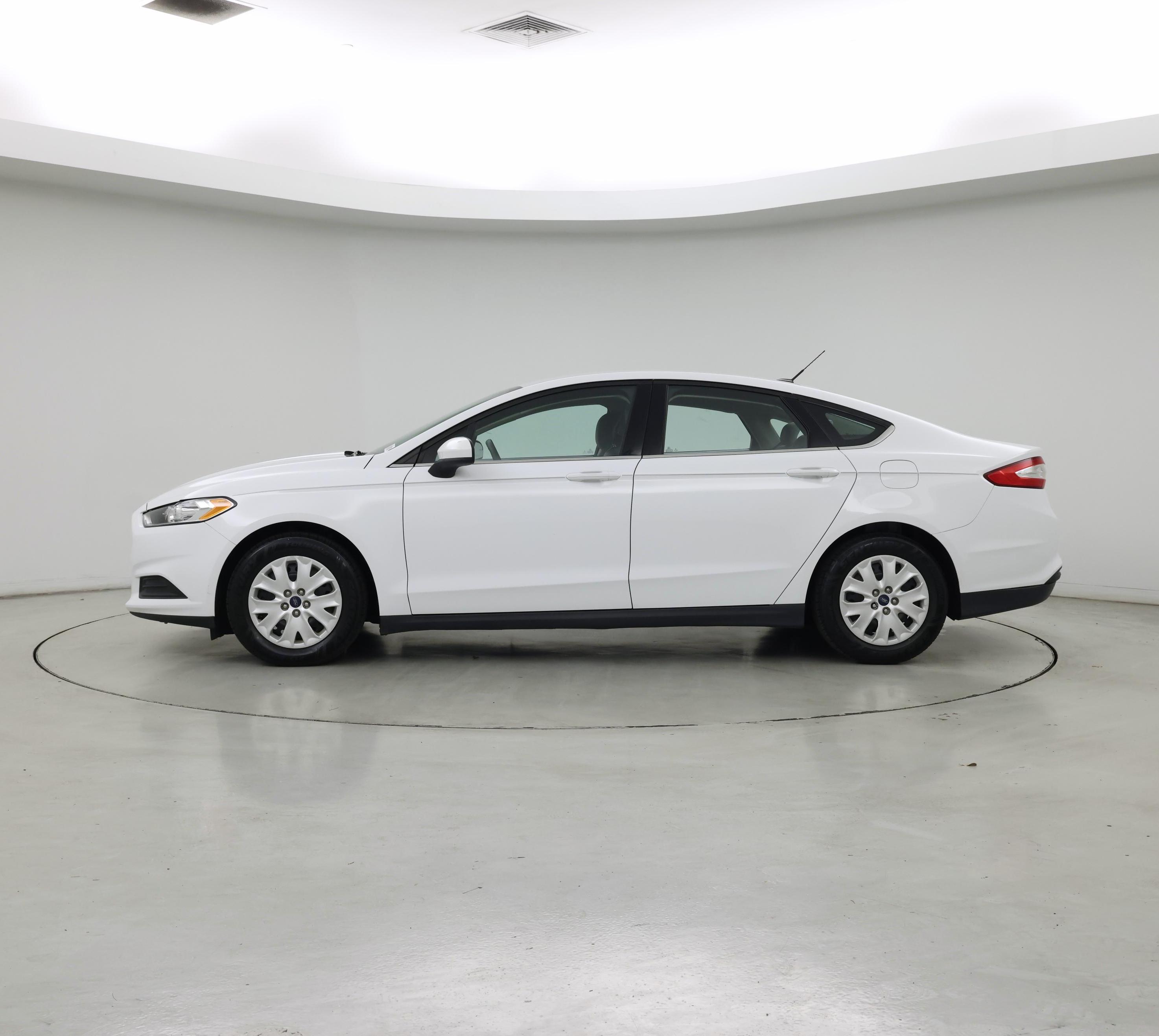 Thumbnail: 2014 Ford Fusion - 3