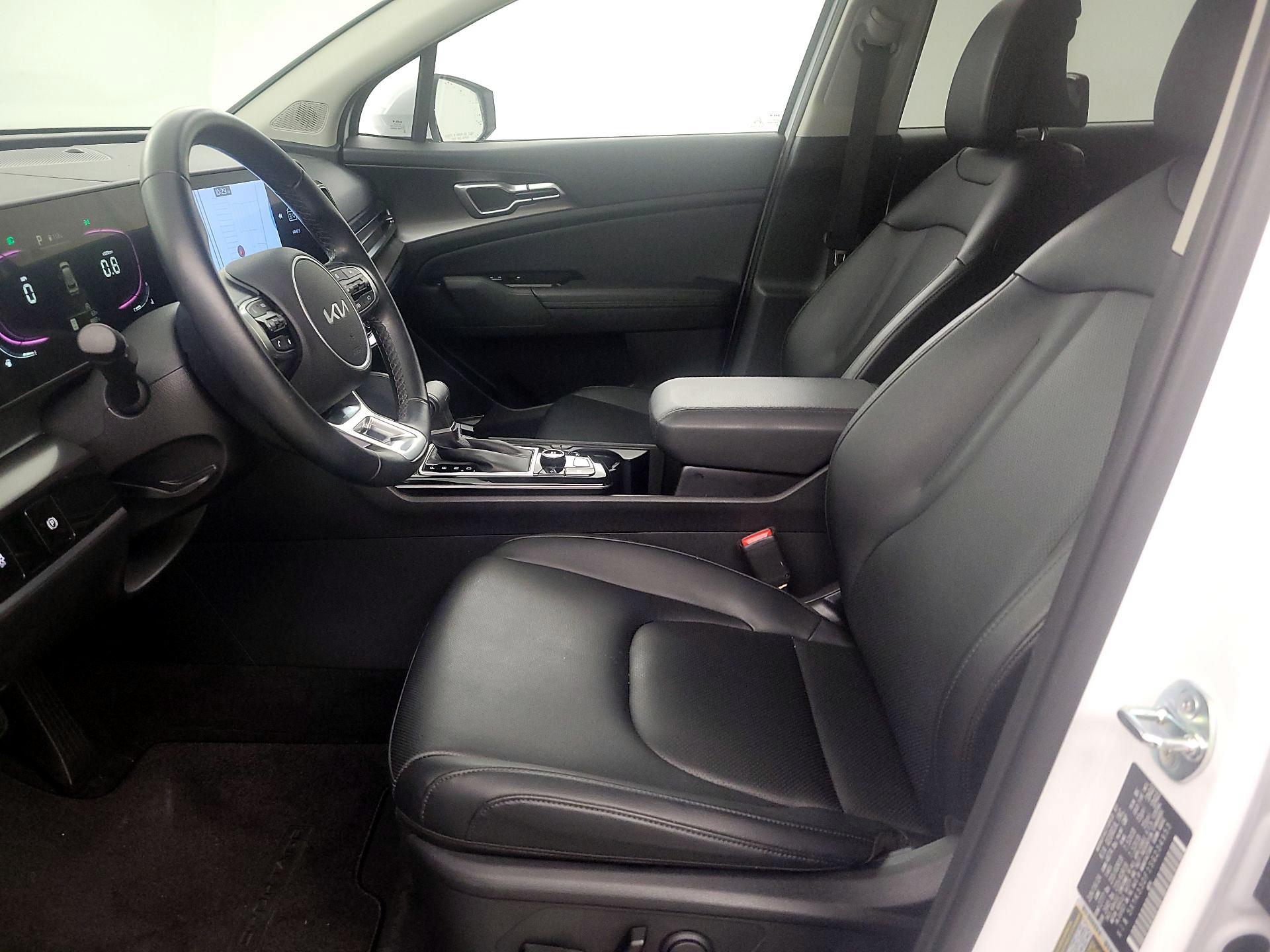 Thumbnail: 2025 Kia Sportage - 11