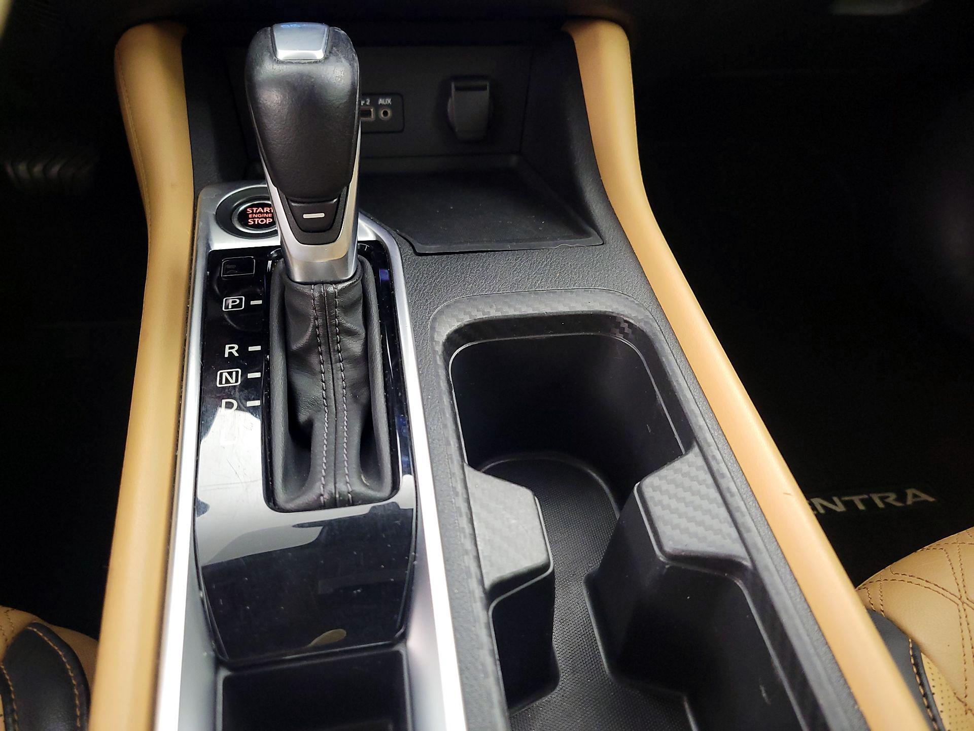 Thumbnail: 2022 Nissan Sentra - 17