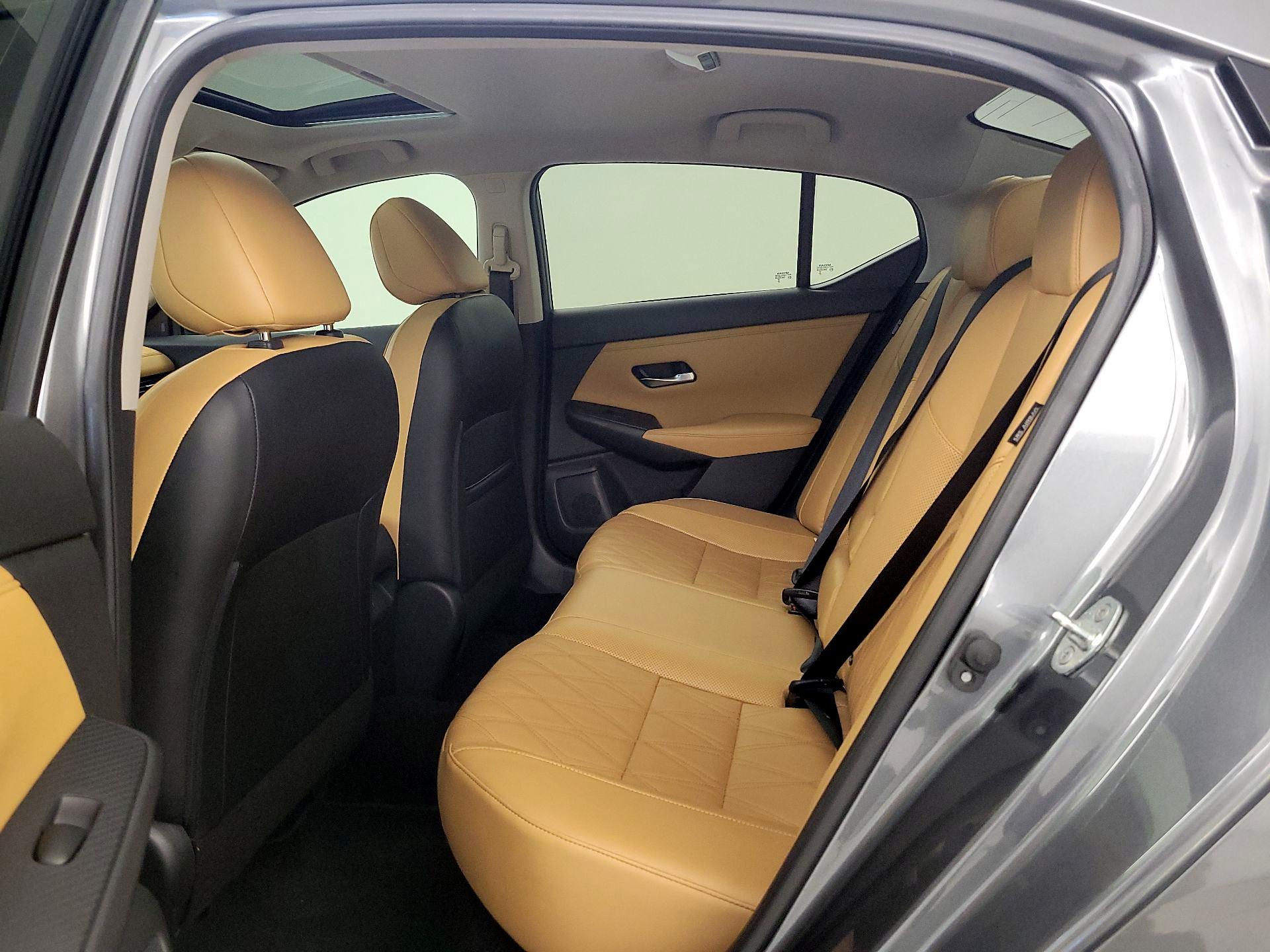 Thumbnail: 2022 Nissan Sentra - 20