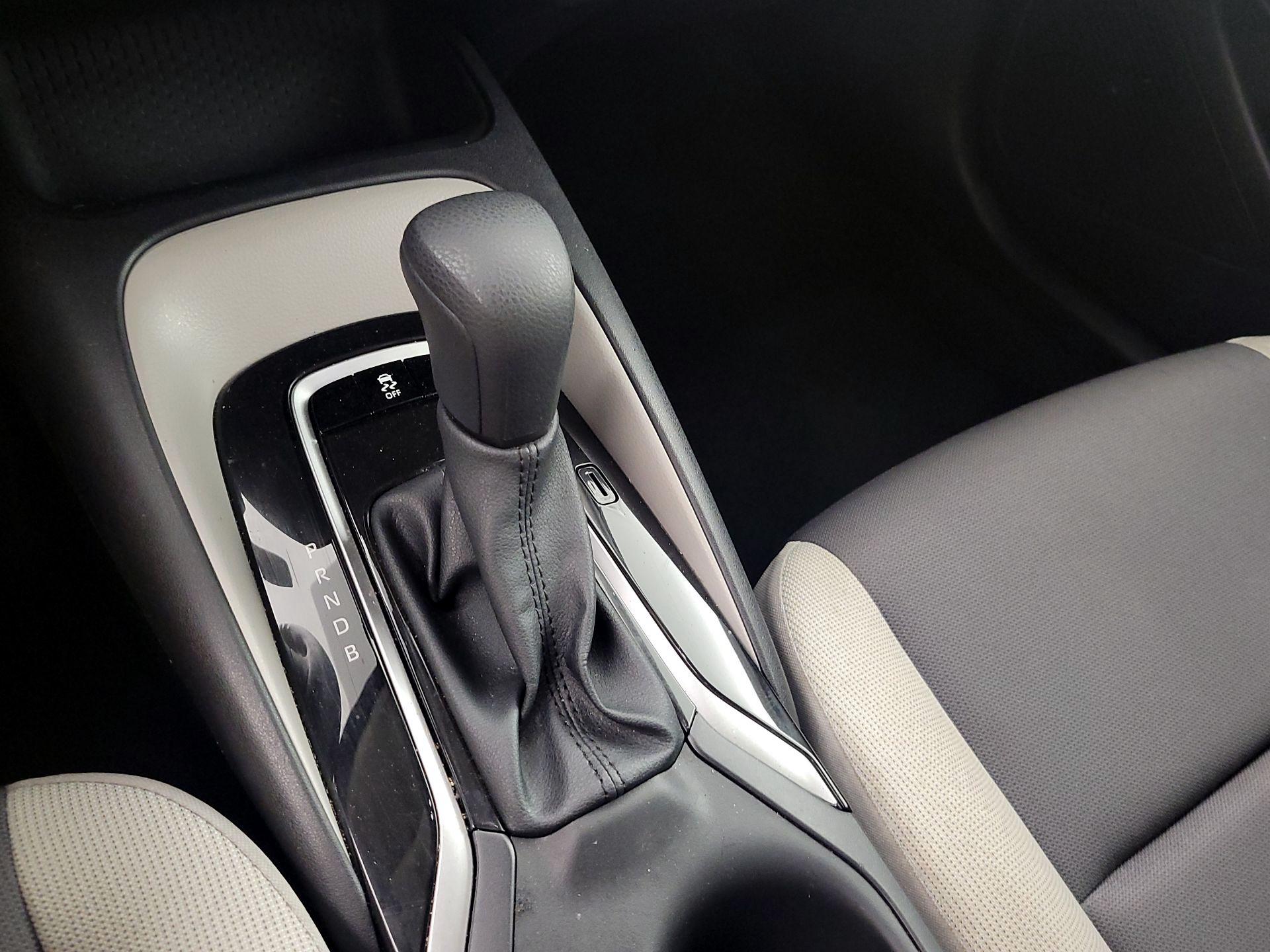 Thumbnail: 2025 Toyota Corolla - 17